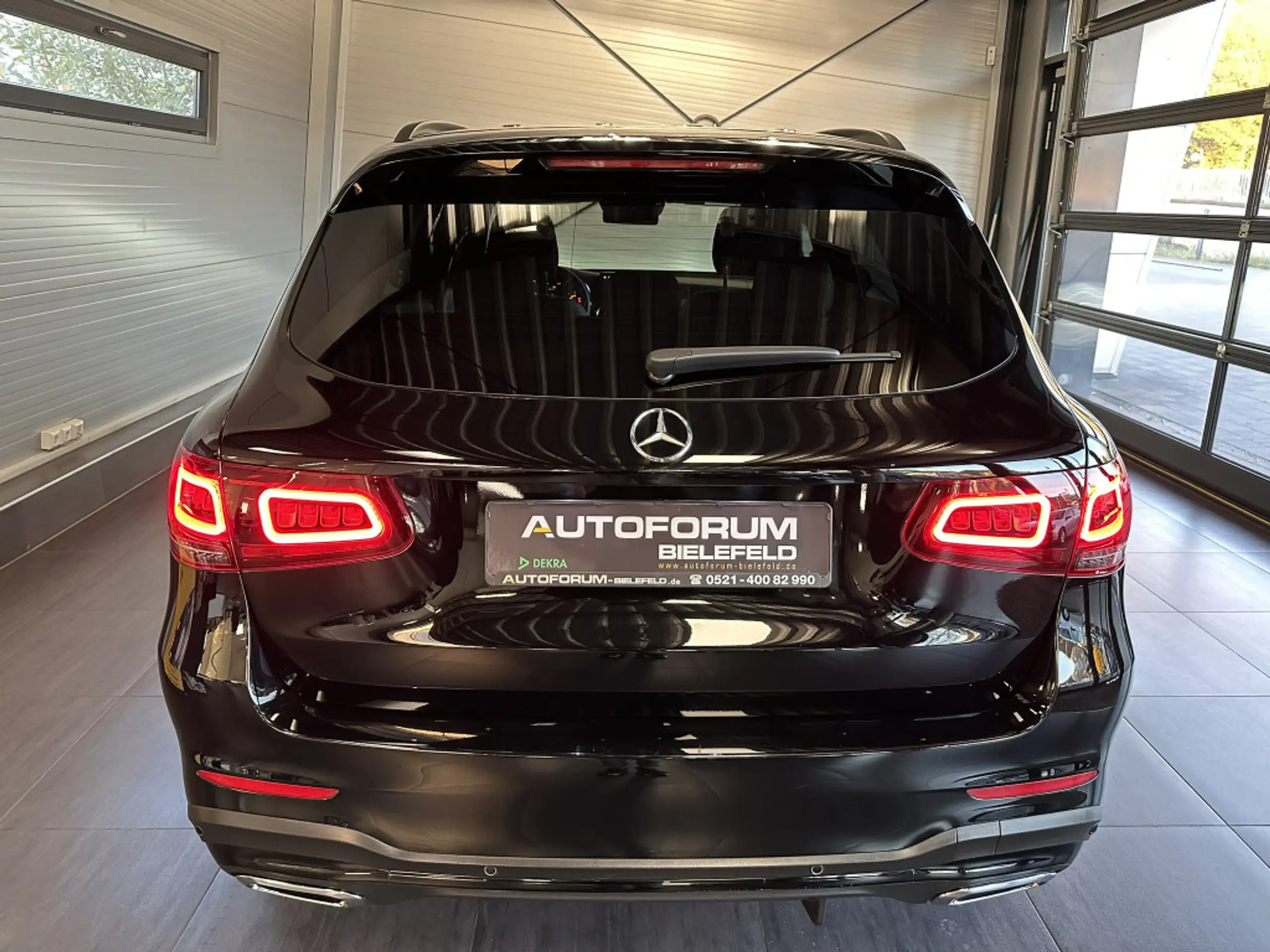 Mercedes-Benz - GLC 300