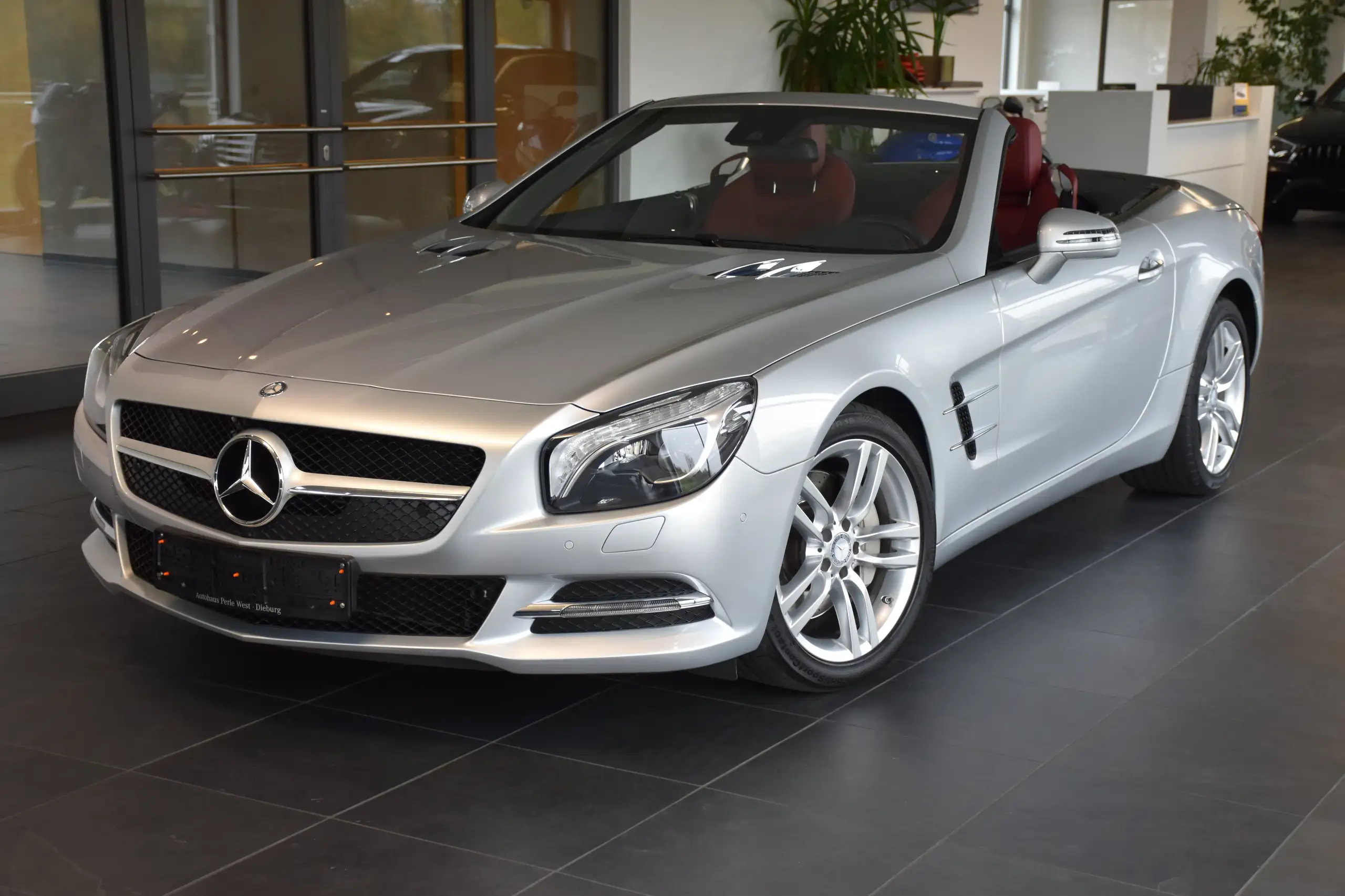 Mercedes-Benz - SL 350