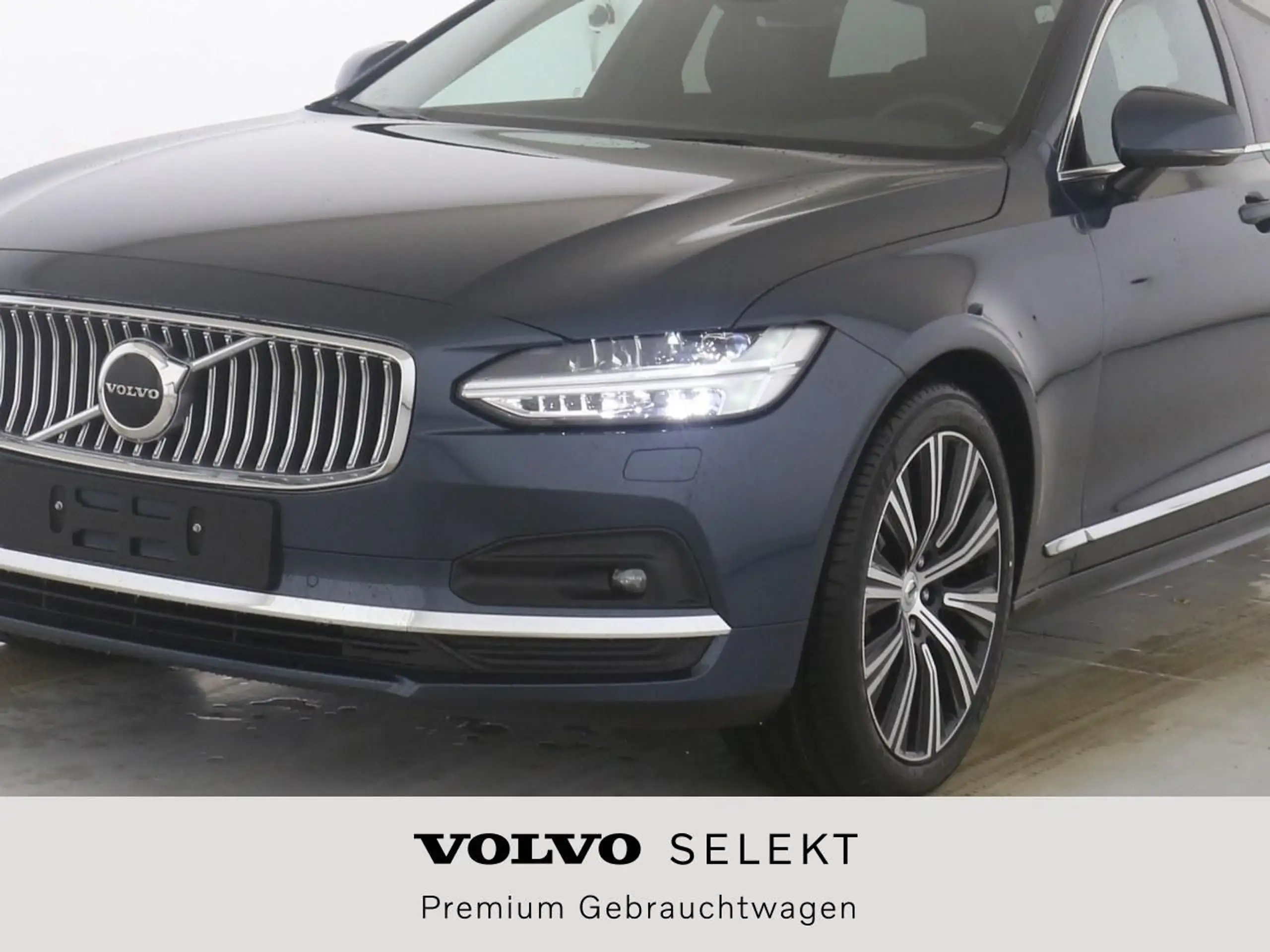 Volvo - V90