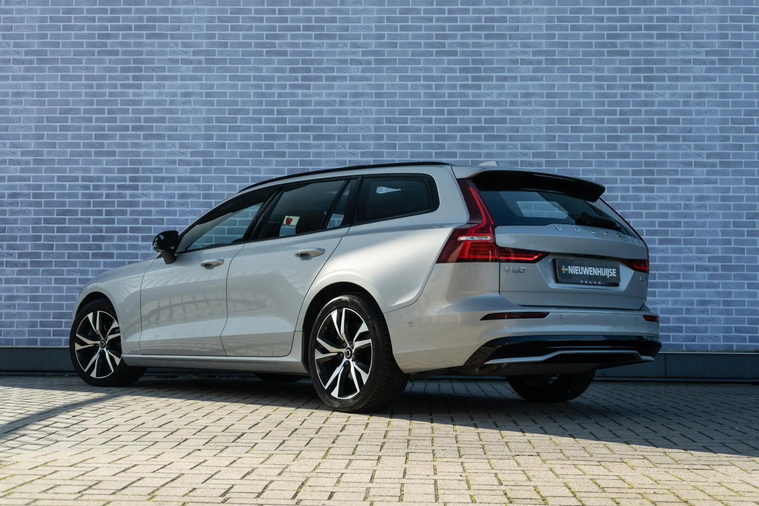 Volvo - V60