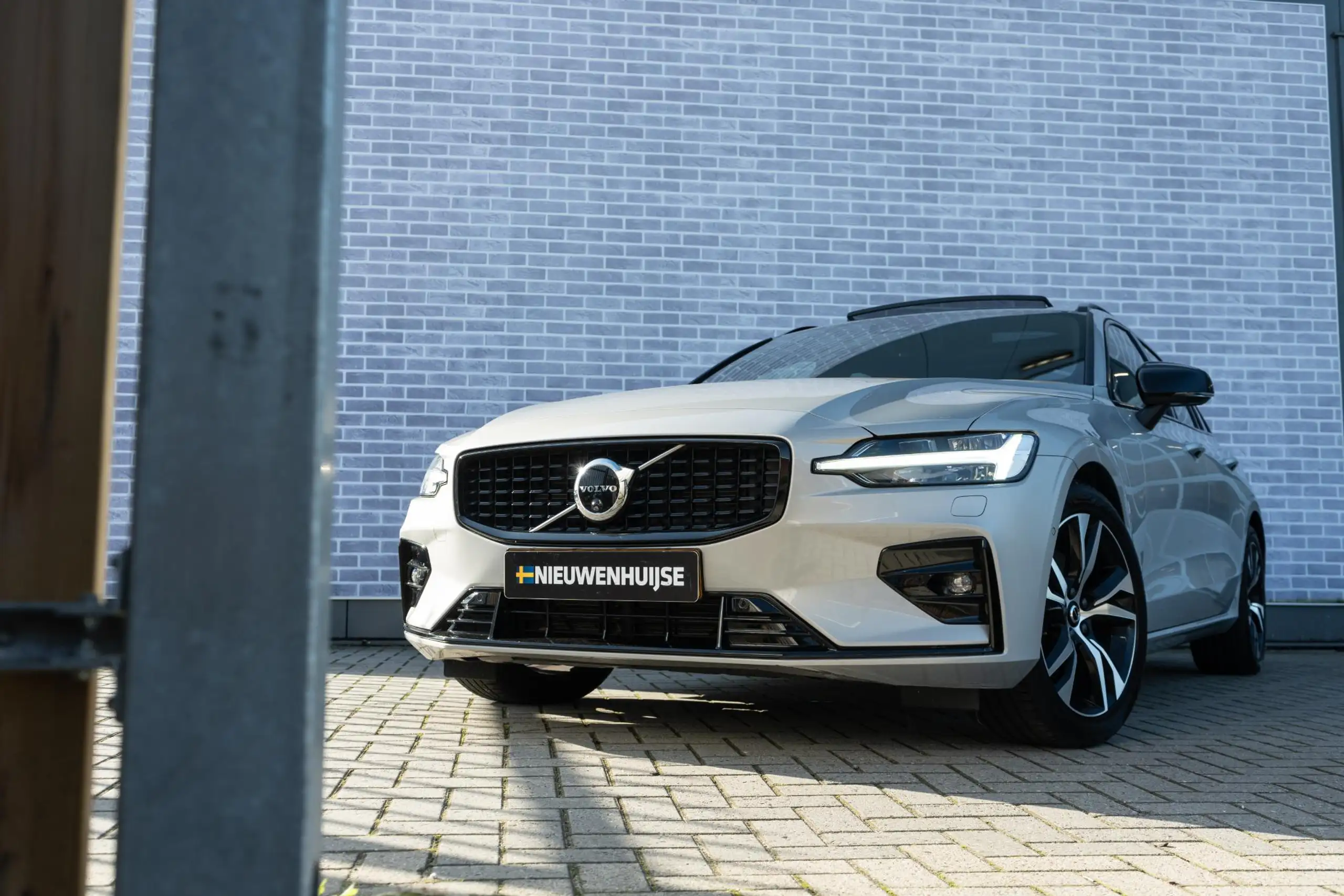 Volvo - V60