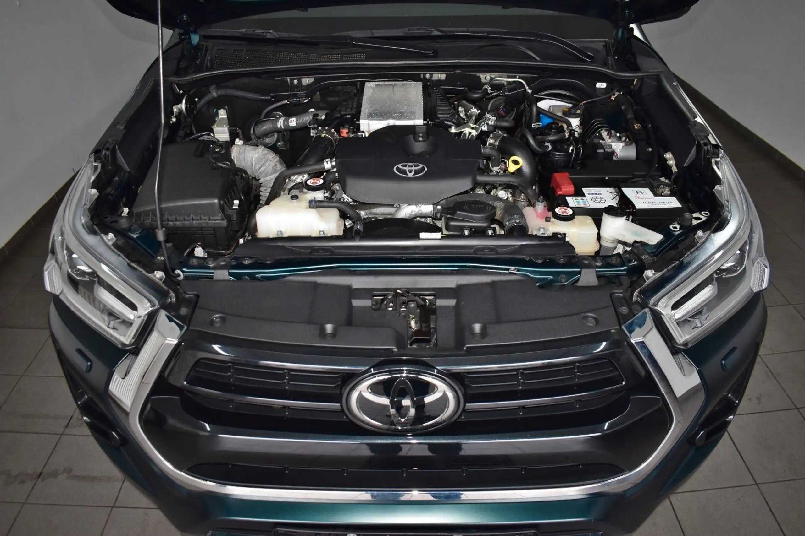 Toyota - Hilux