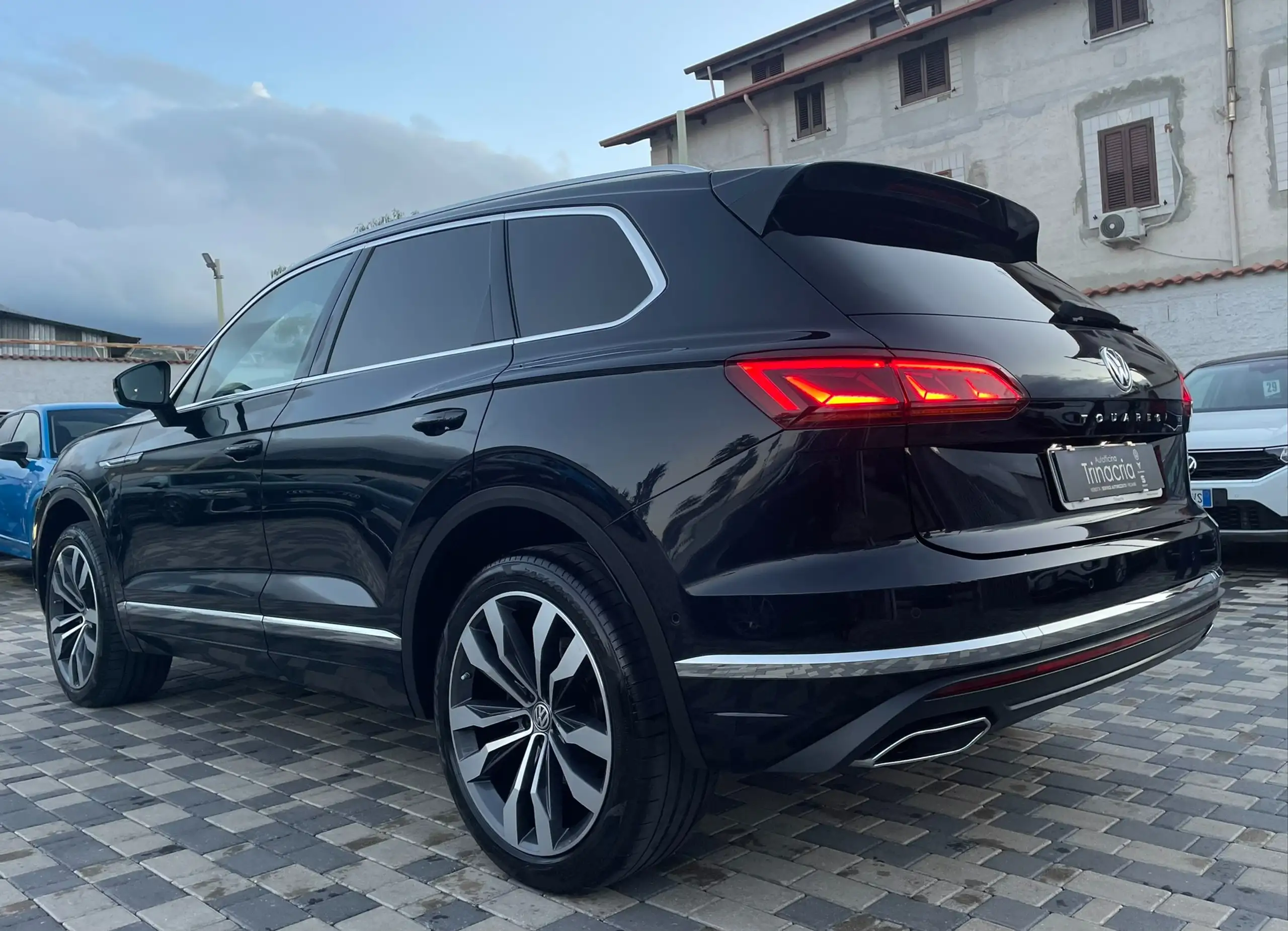 Volkswagen - Touareg