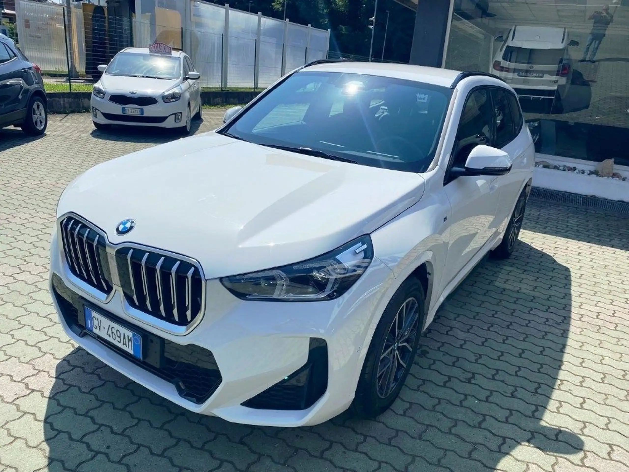 BMW - X1