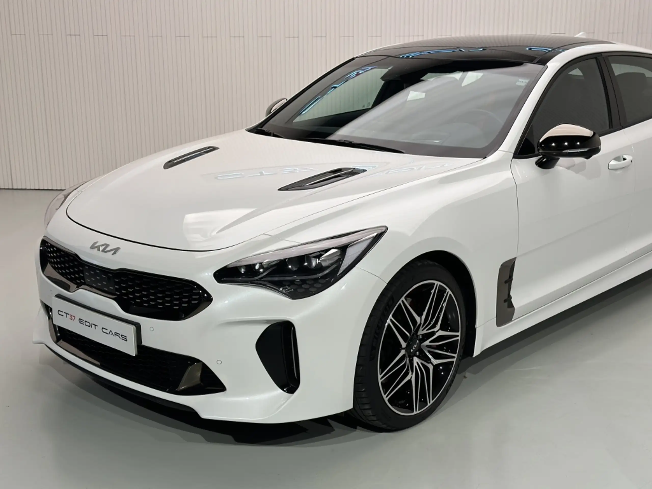 Kia - Stinger