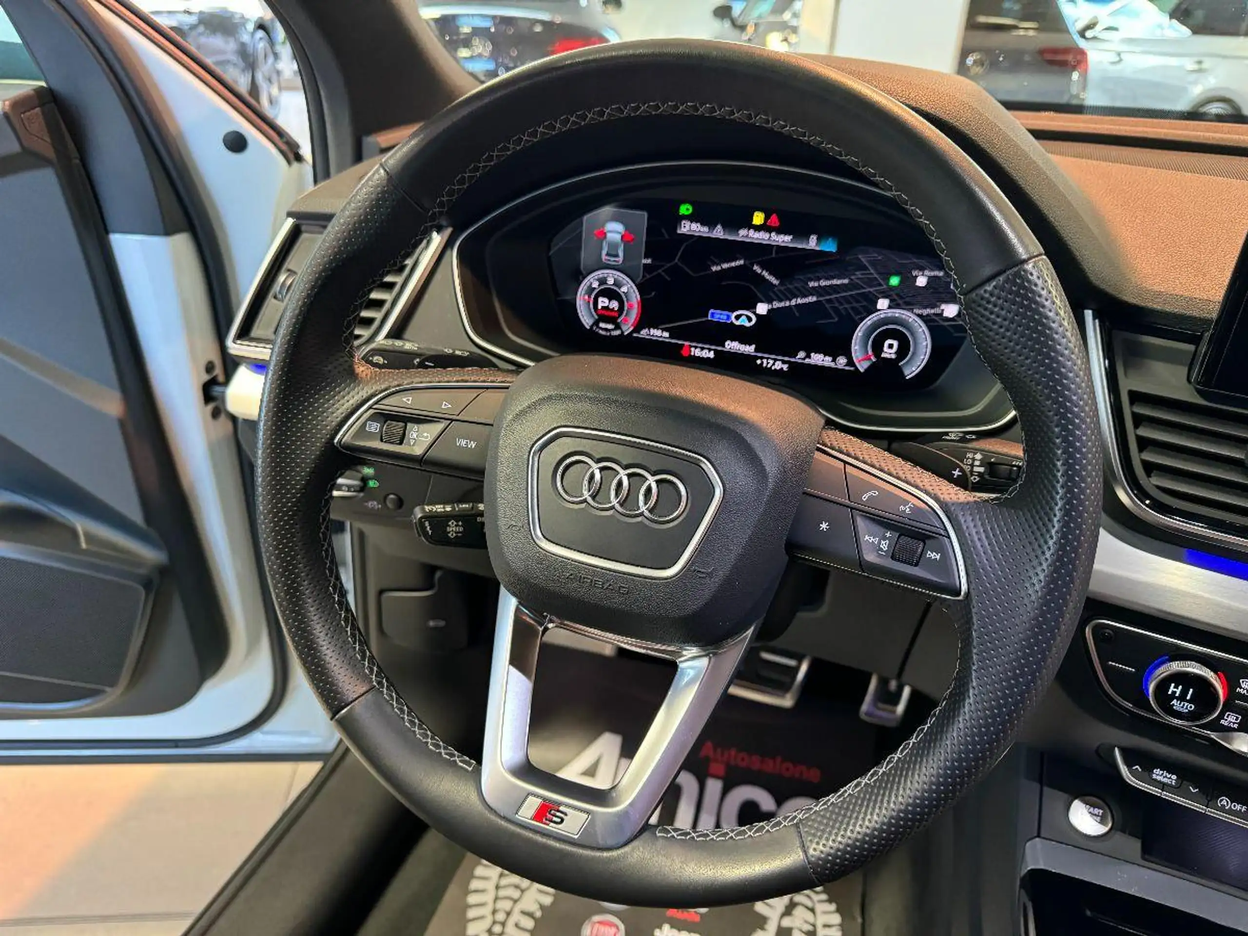 Audi - Q5