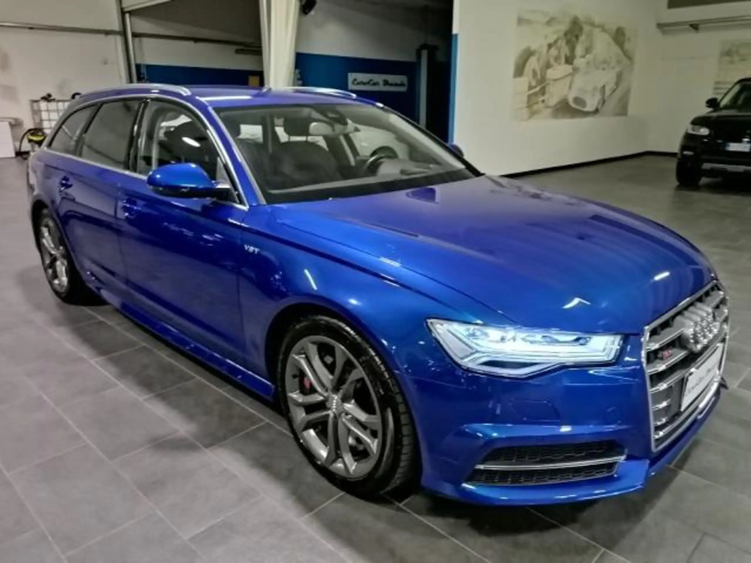 Audi - S6