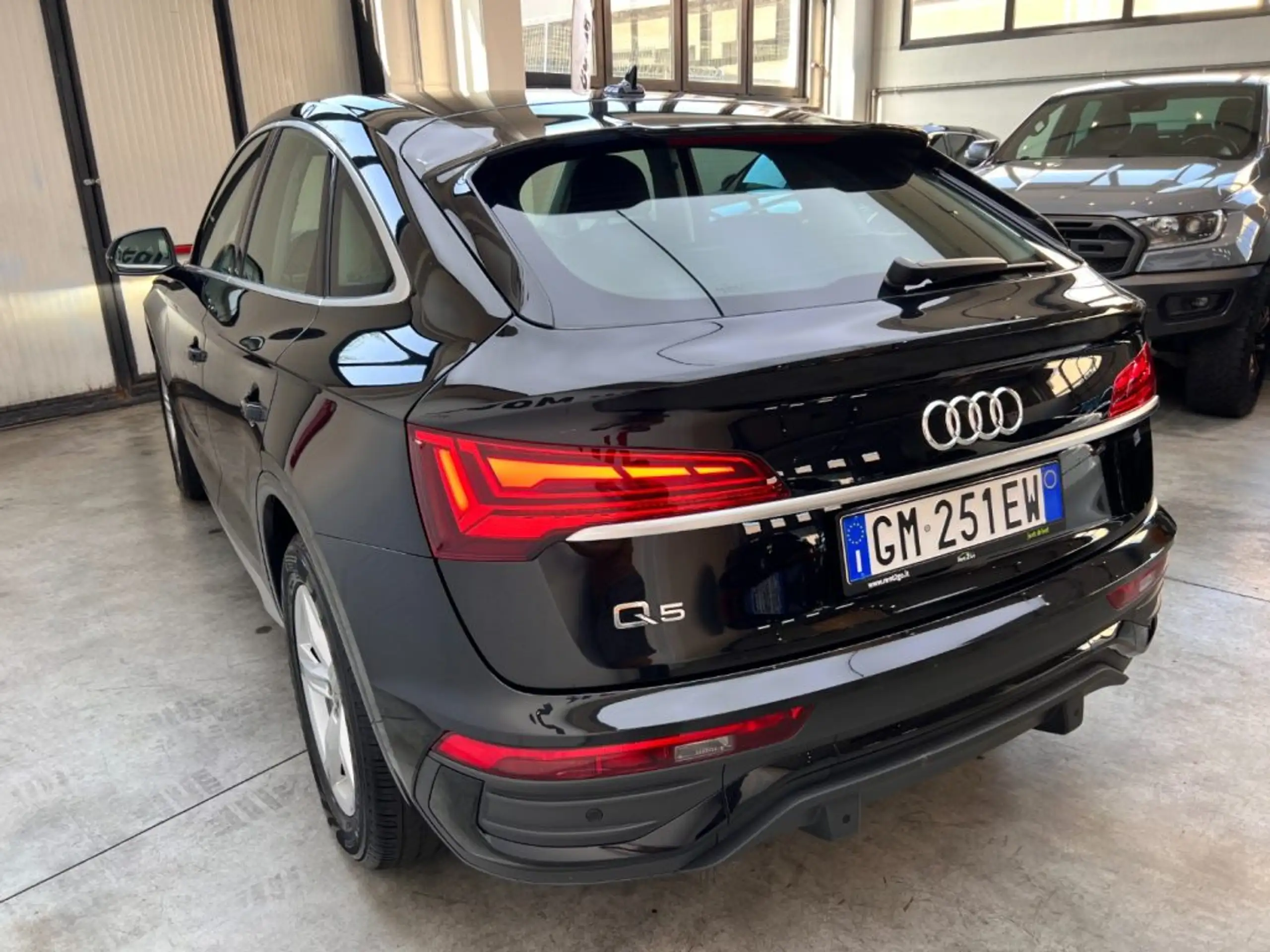 Audi - Q5