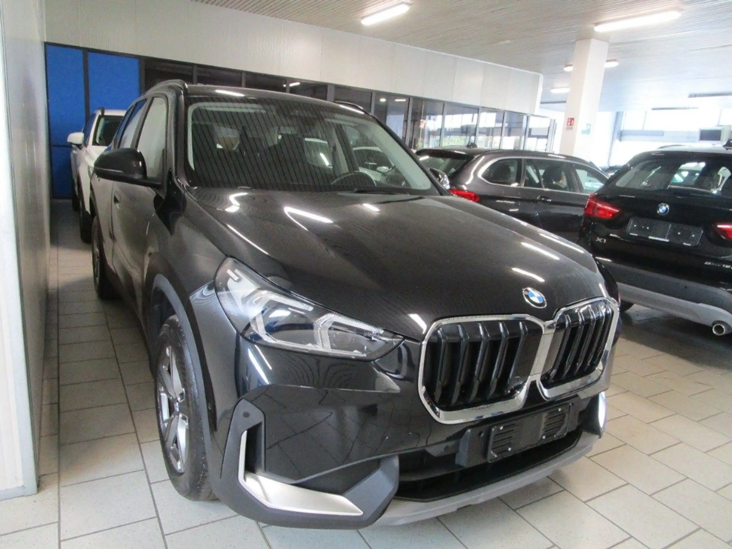 BMW - X1