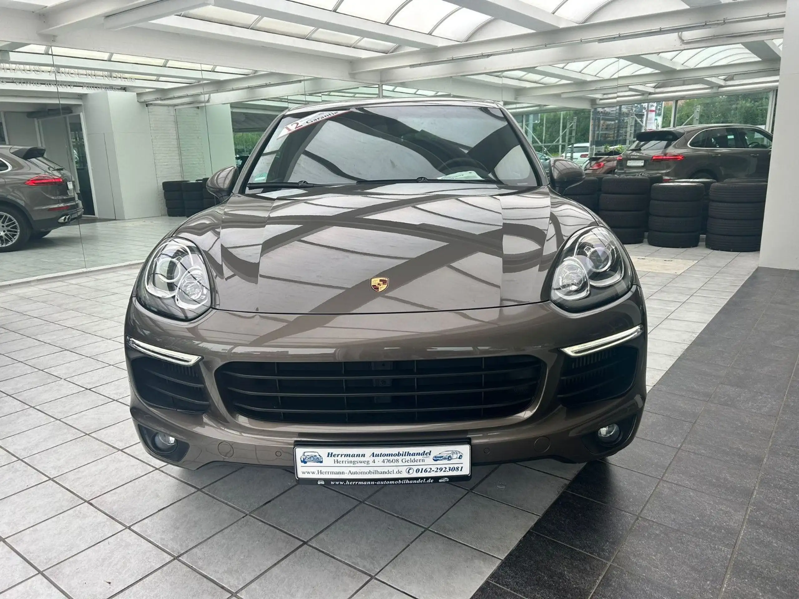 Porsche - Cayenne