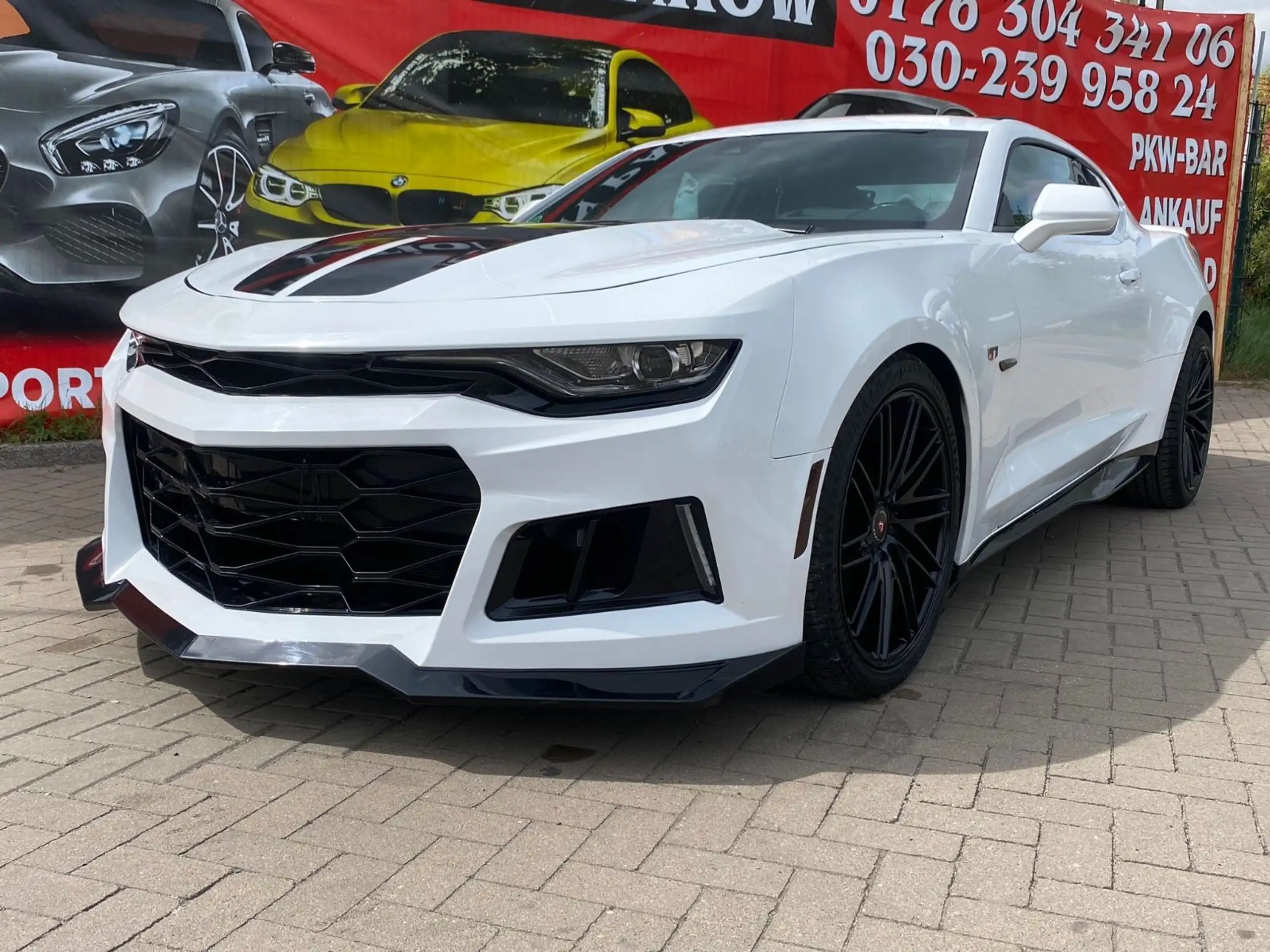 Chevrolet - Camaro