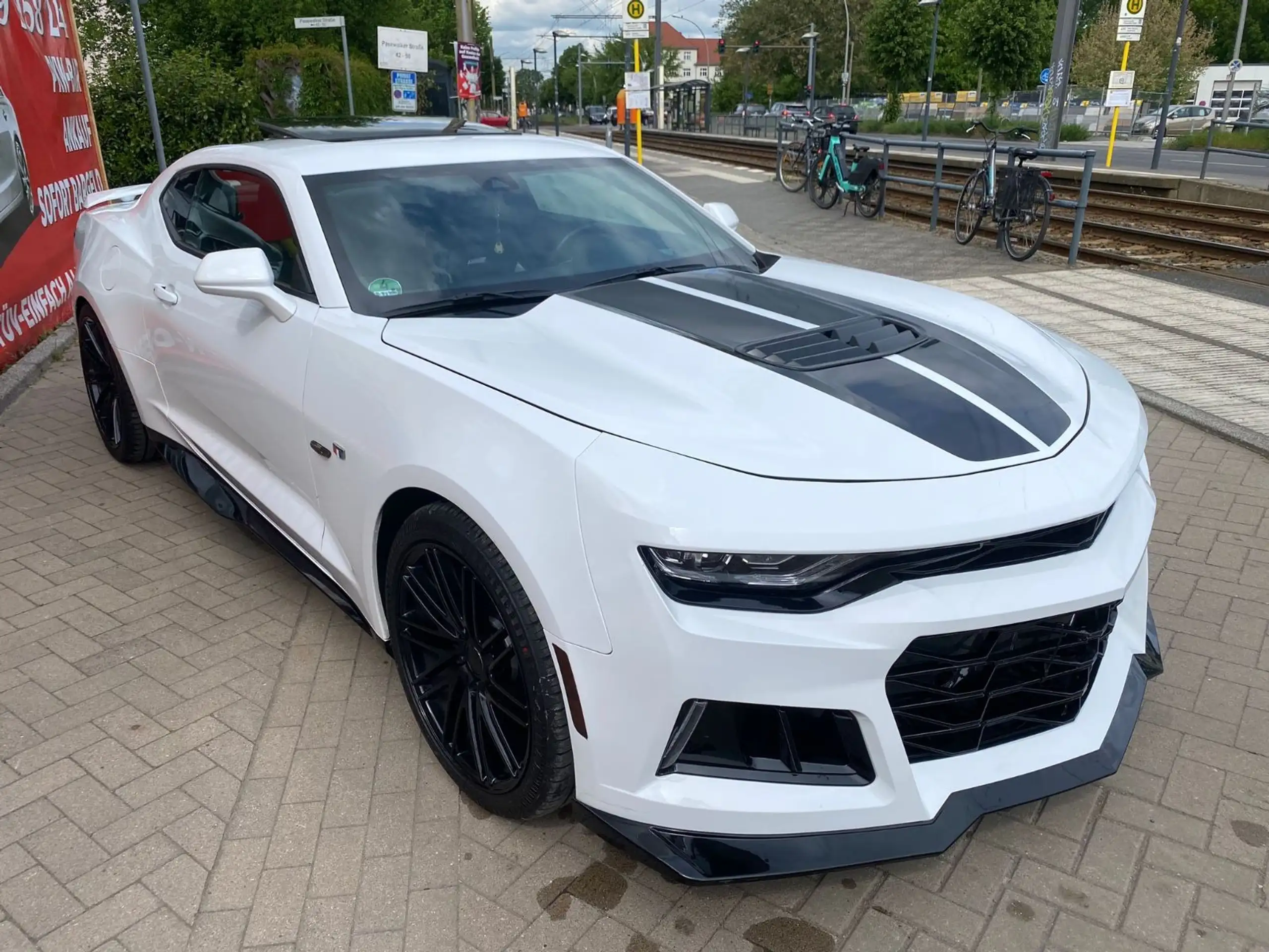 Chevrolet - Camaro