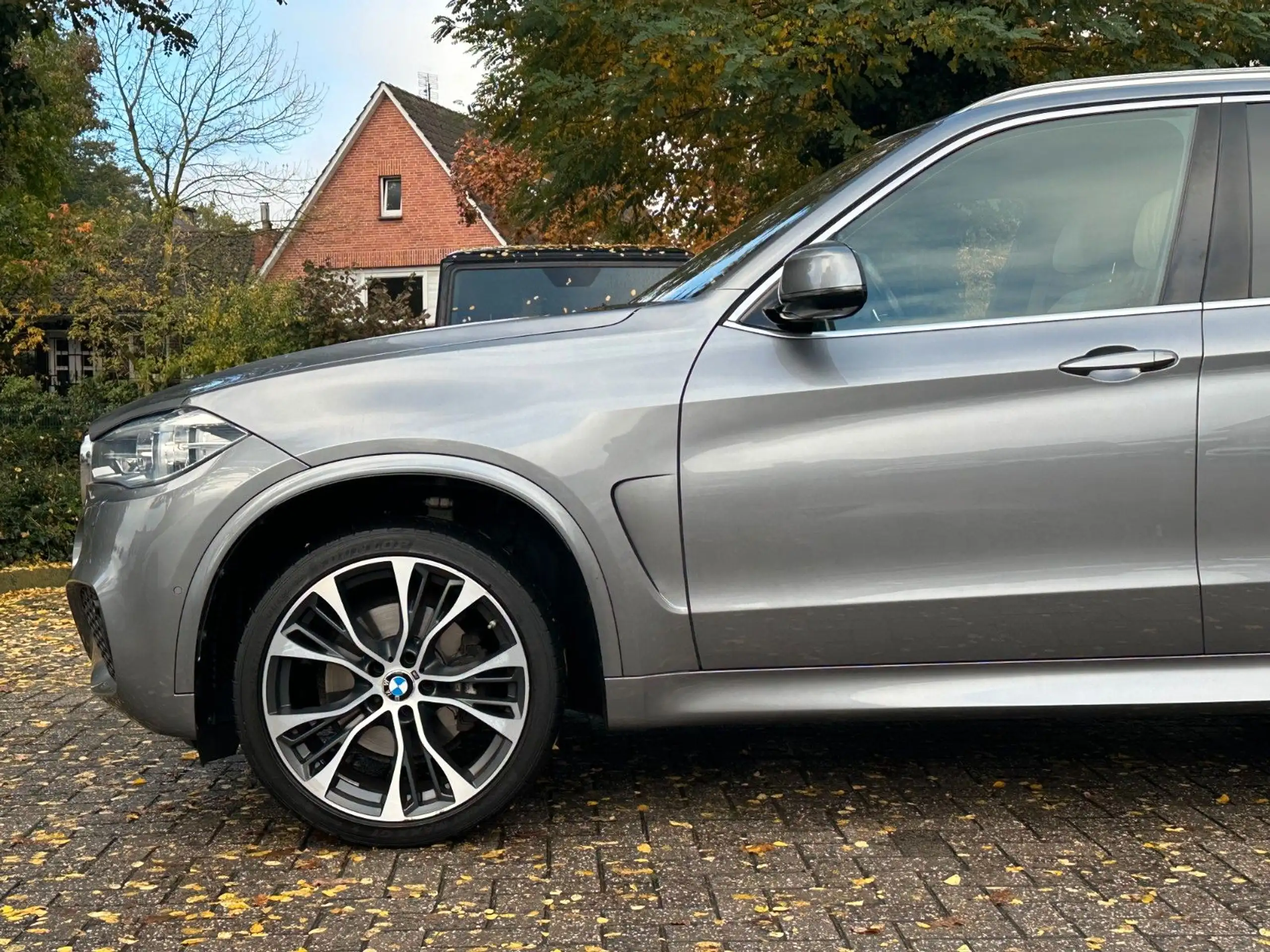 BMW - X5