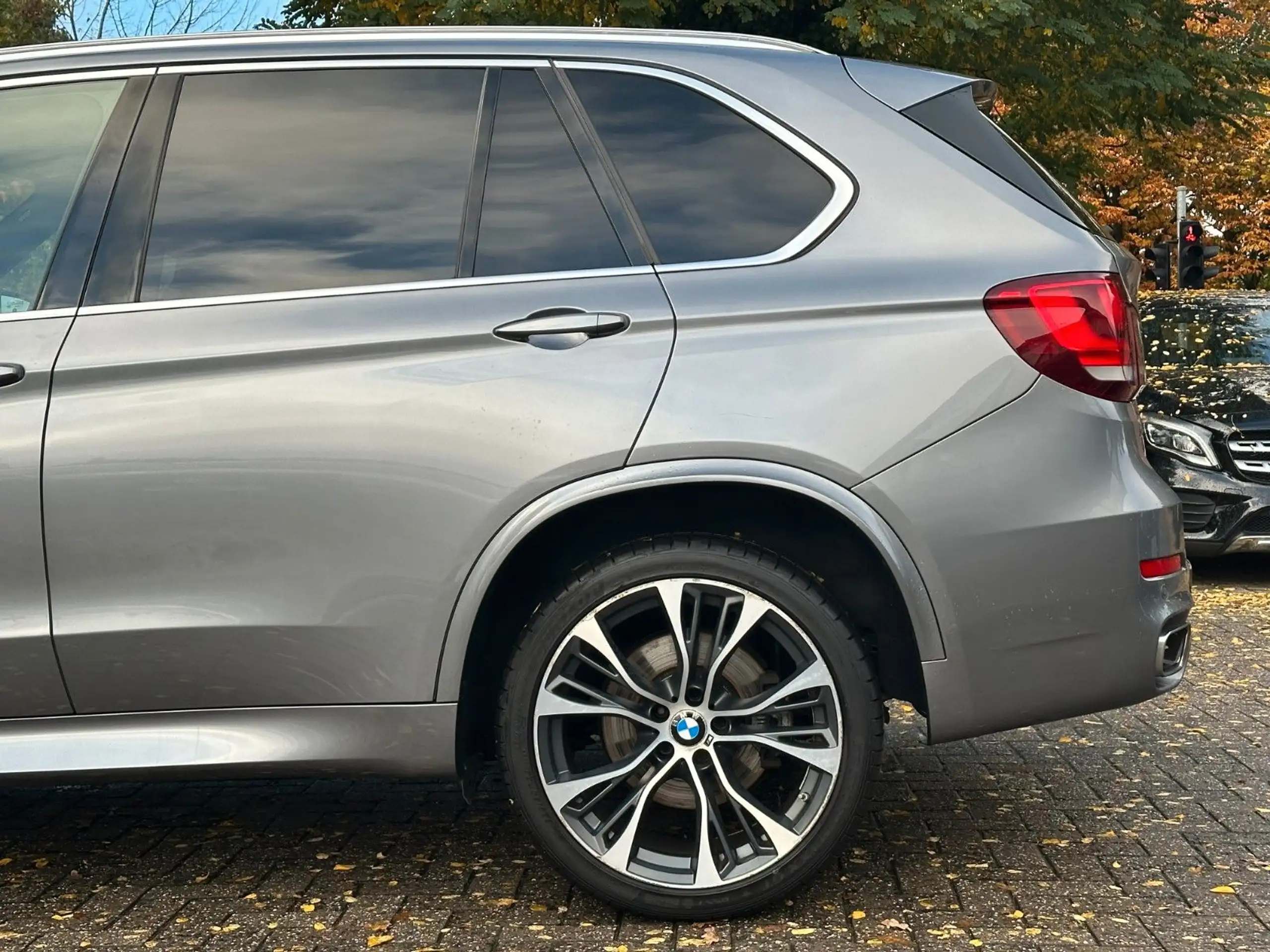 BMW - X5