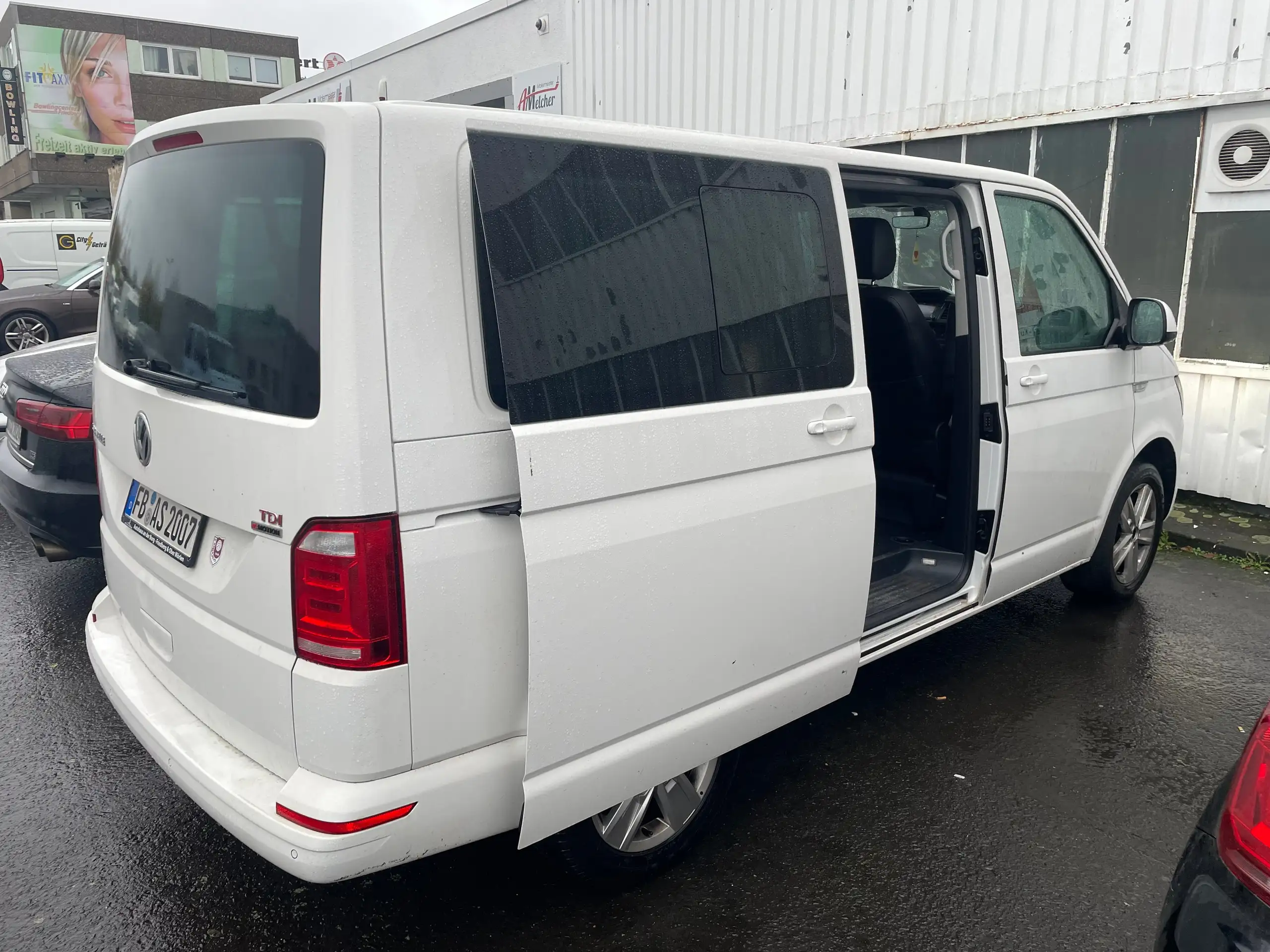 Volkswagen - T6 Caravelle