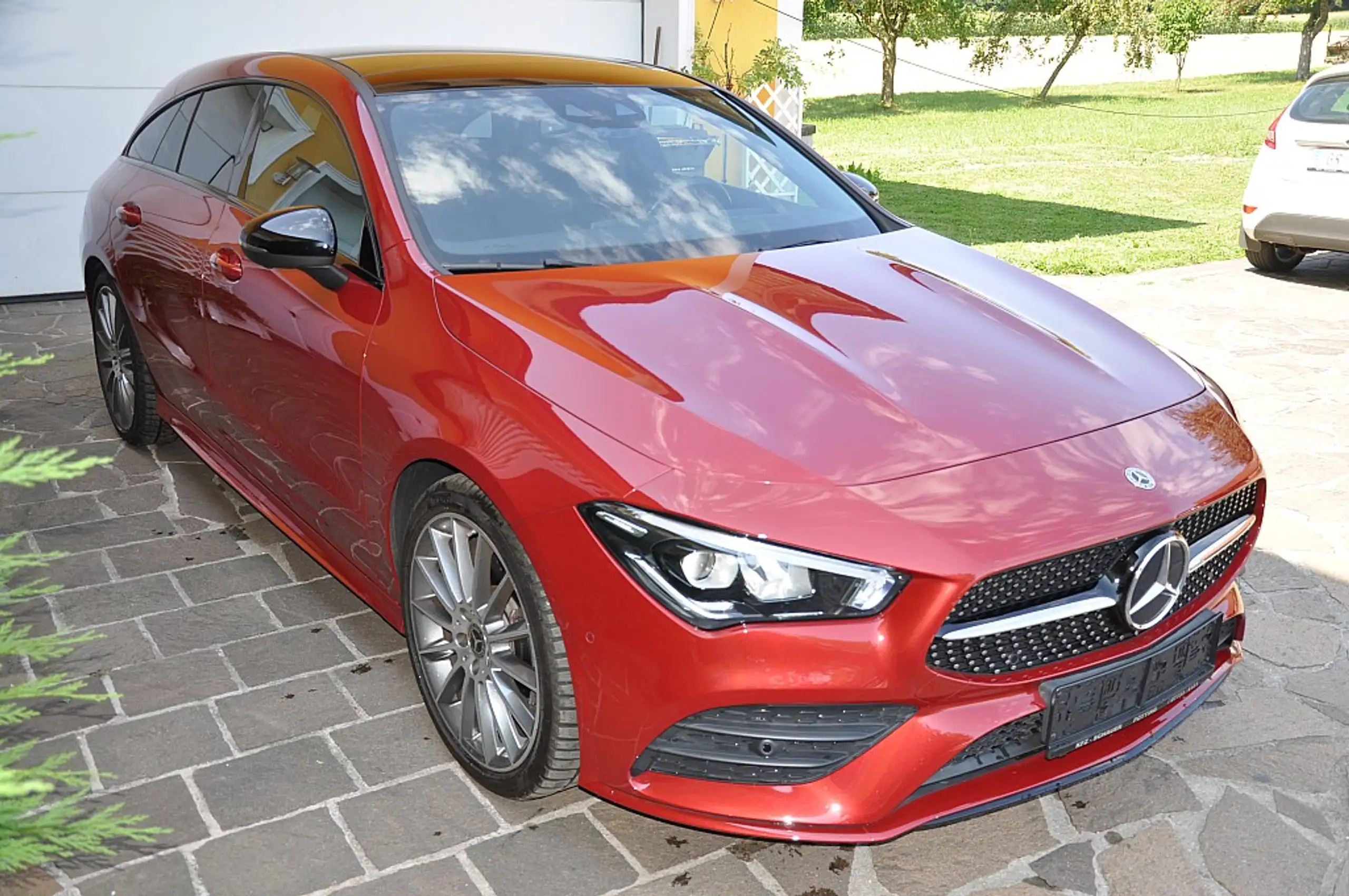 Mercedes-Benz - CLA 220