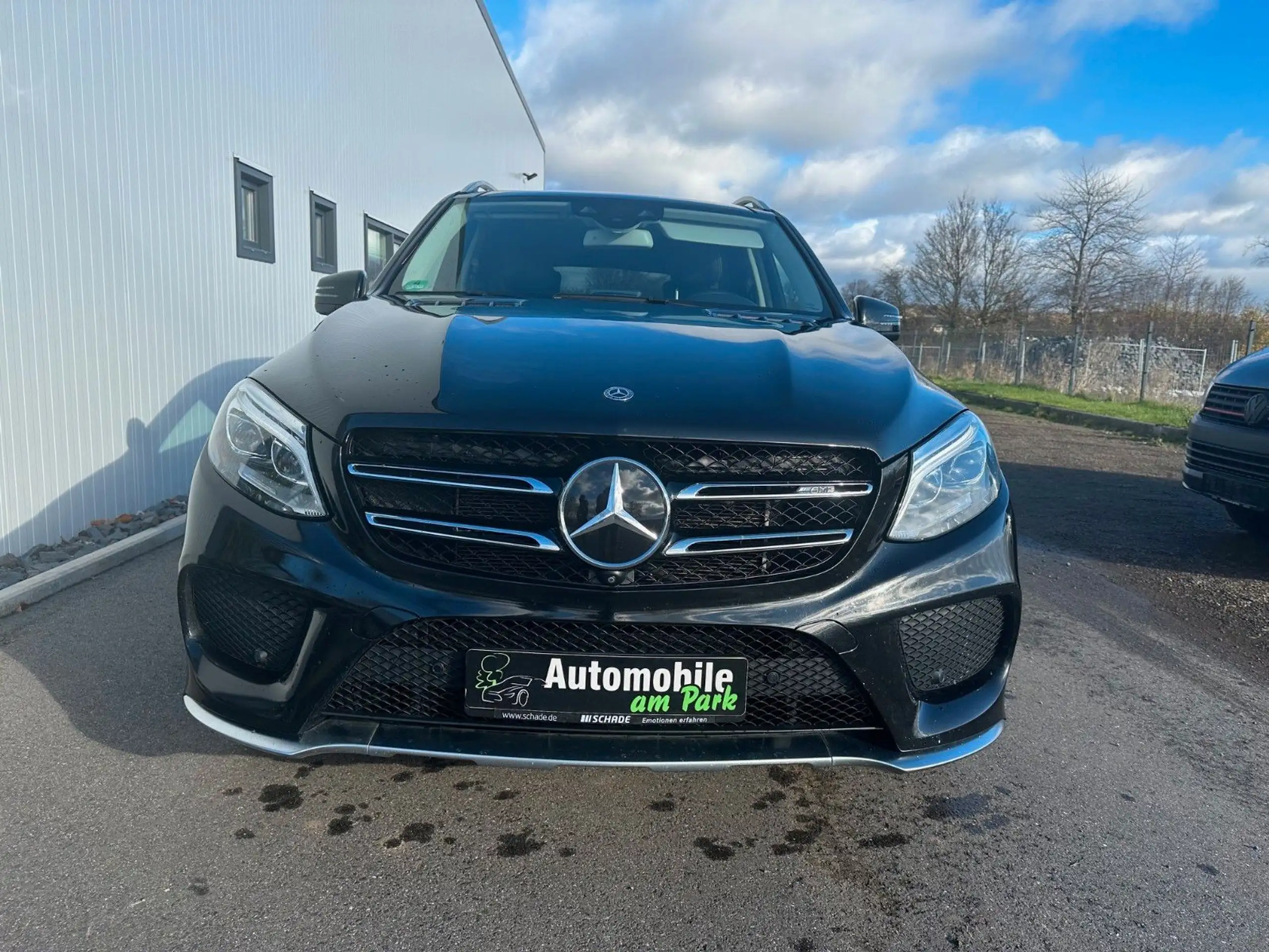 Mercedes-Benz - GLE 43 AMG