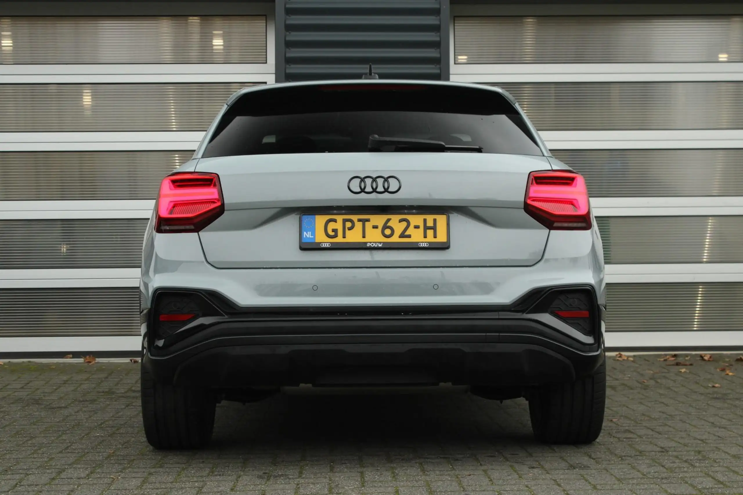 Audi - Q2