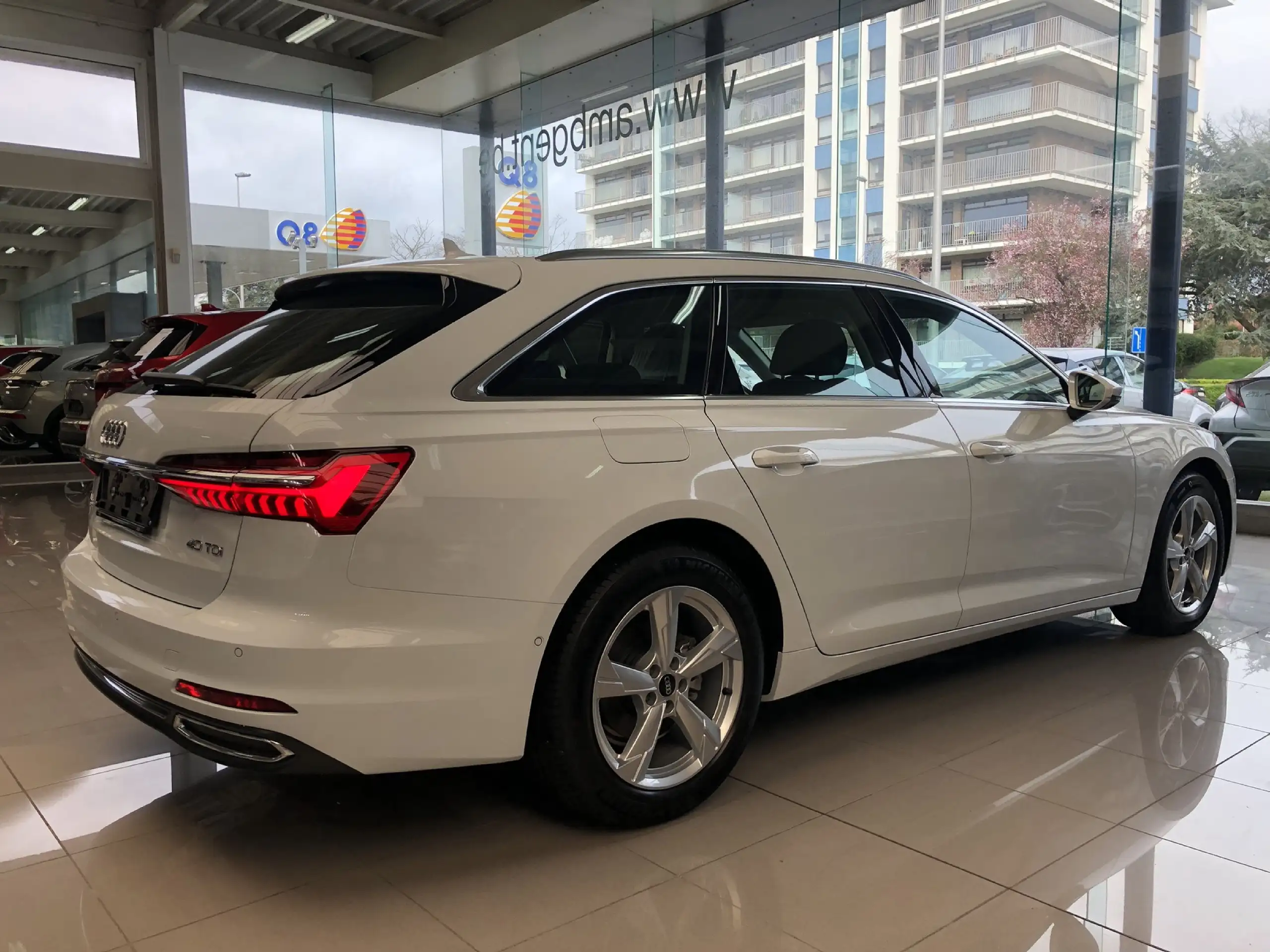 Audi - A6