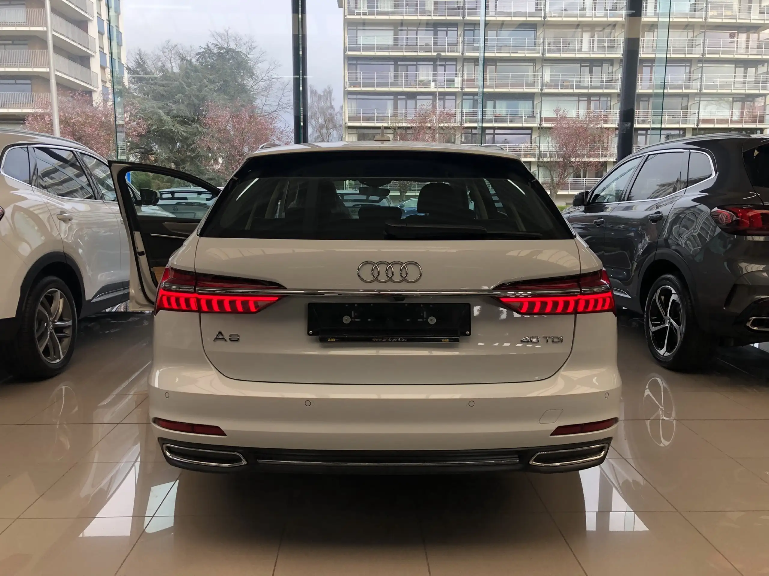 Audi - A6