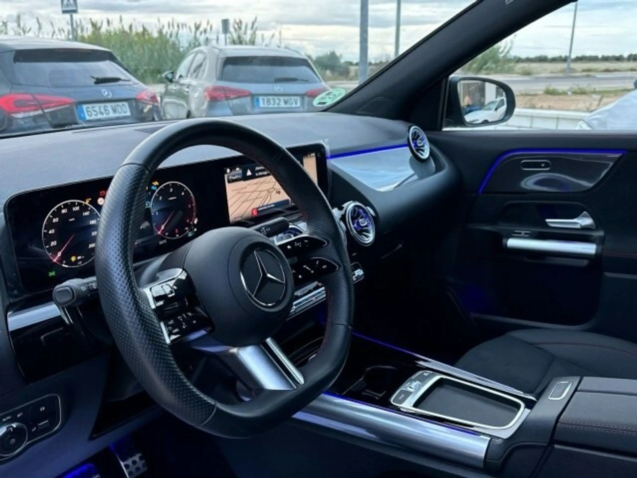 Mercedes-Benz - GLA 200