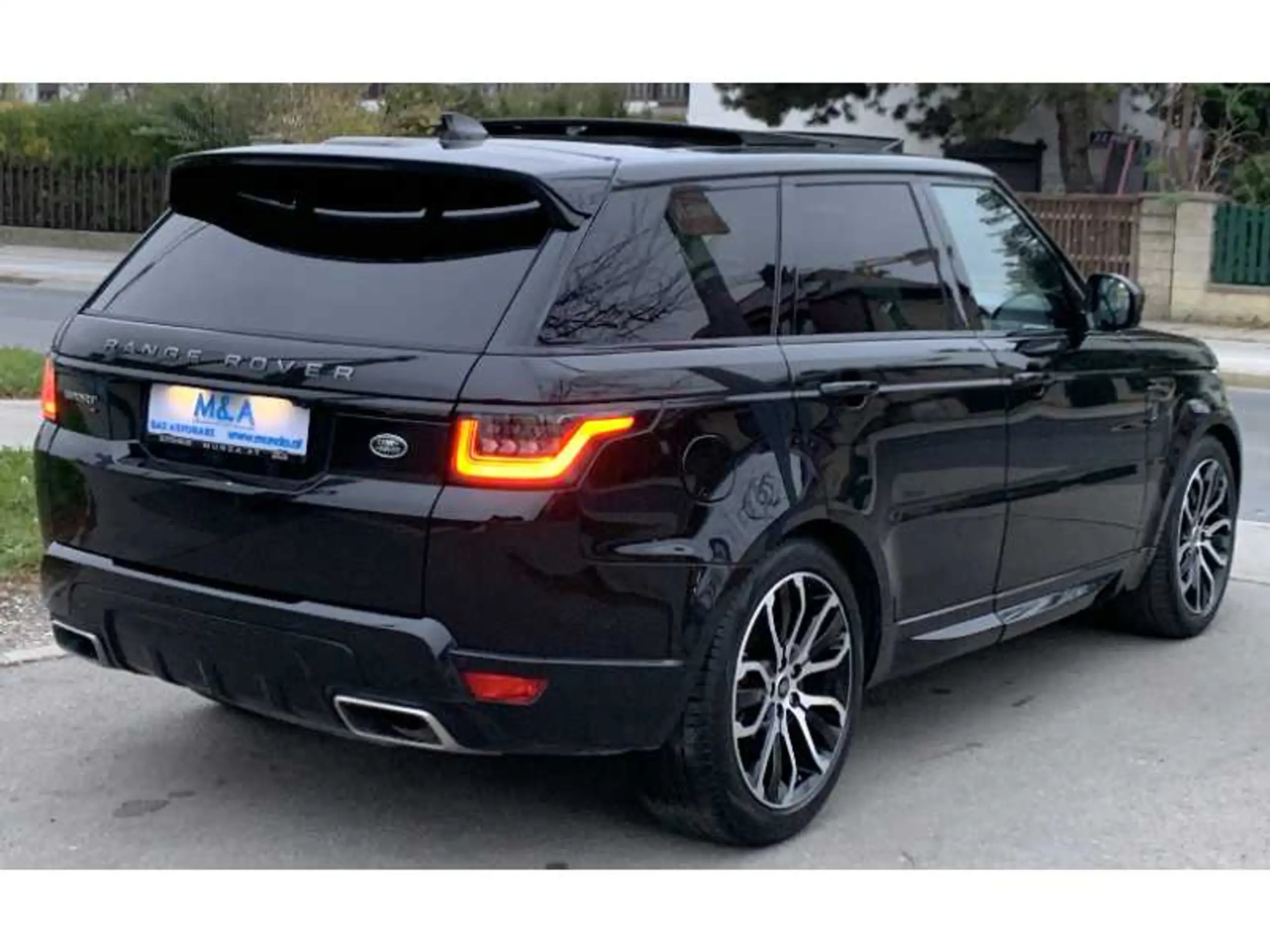 Land Rover - Range Rover Sport