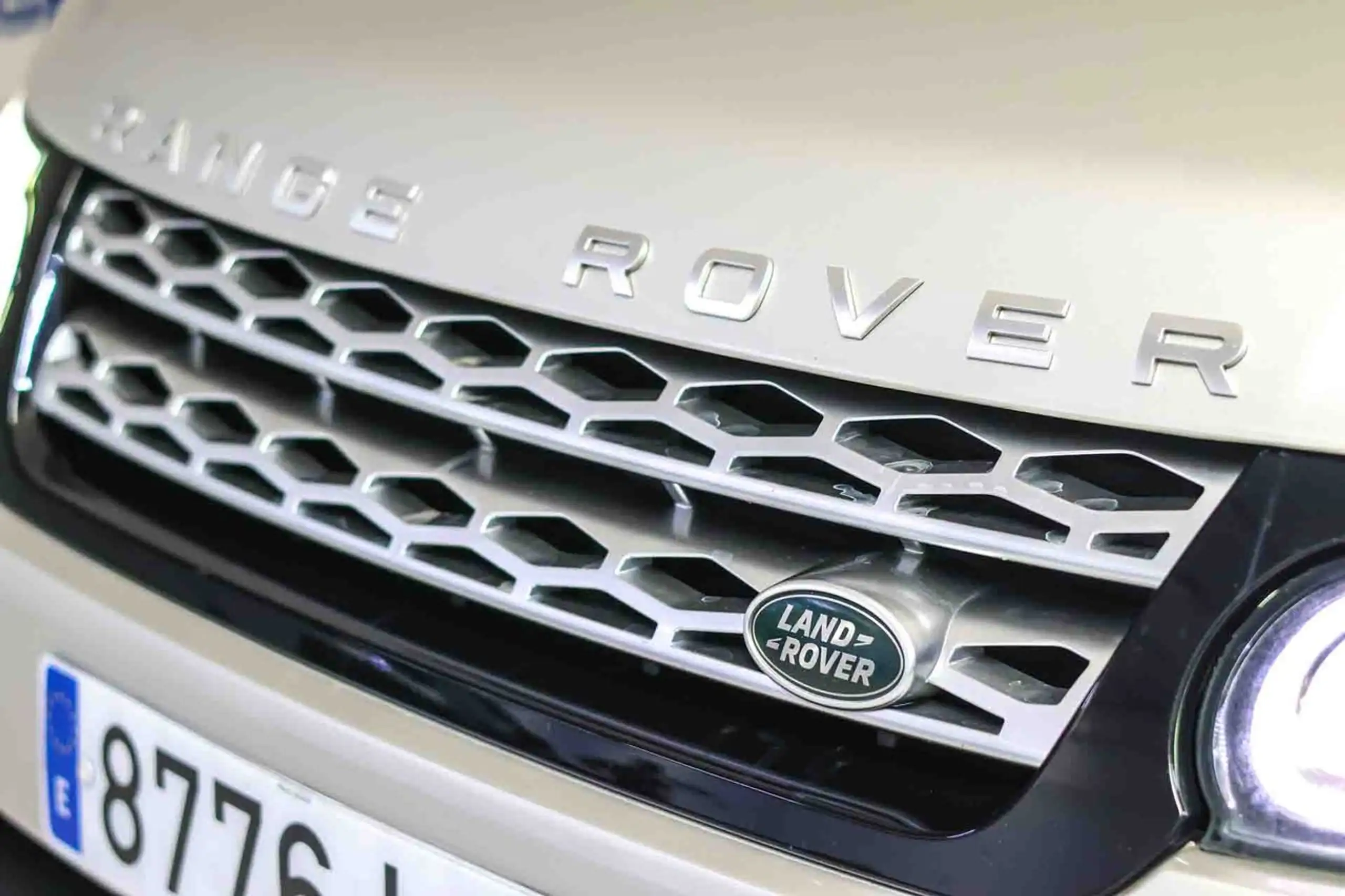 Land Rover - Range Rover Sport