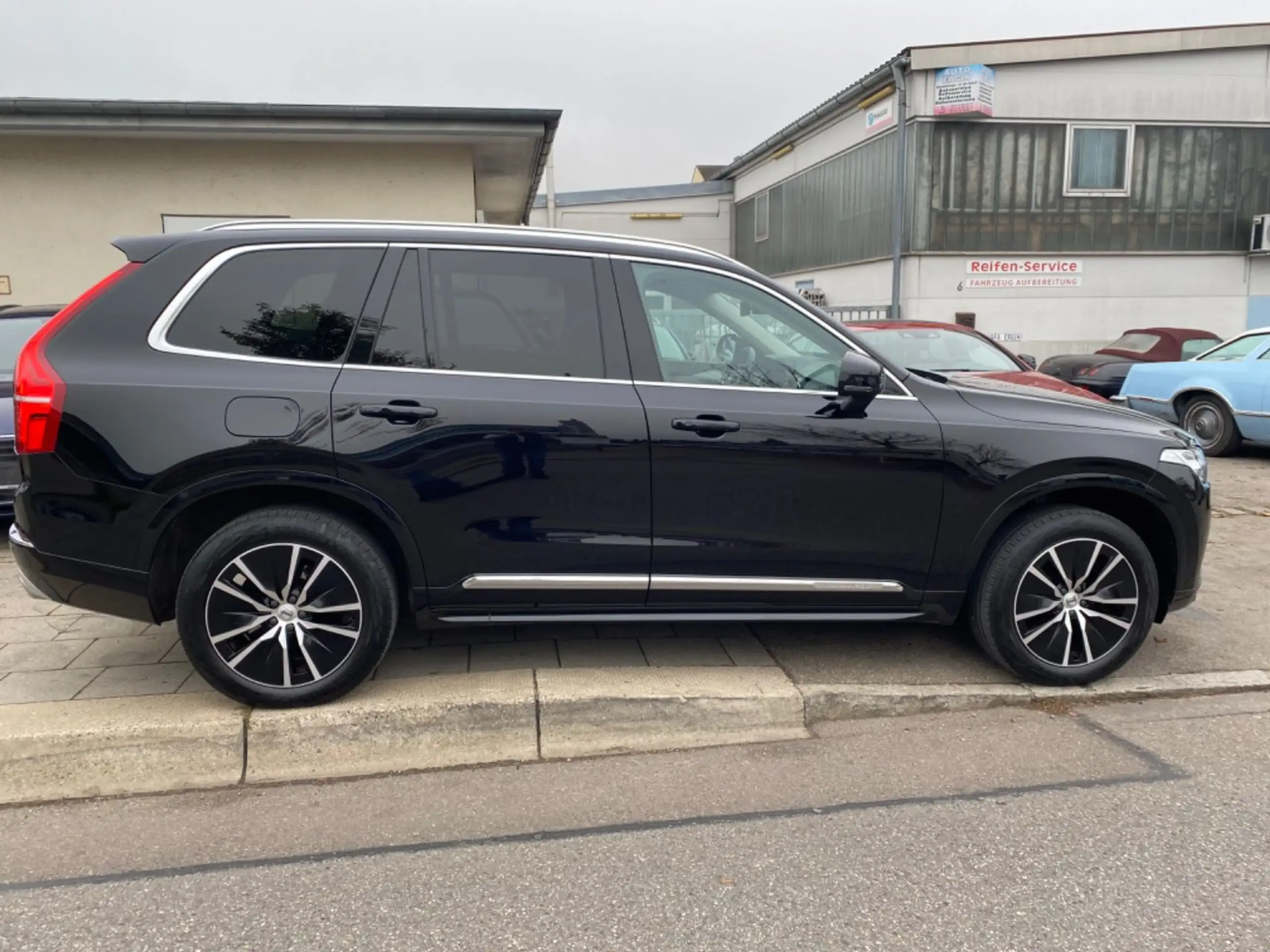 Volvo - XC90