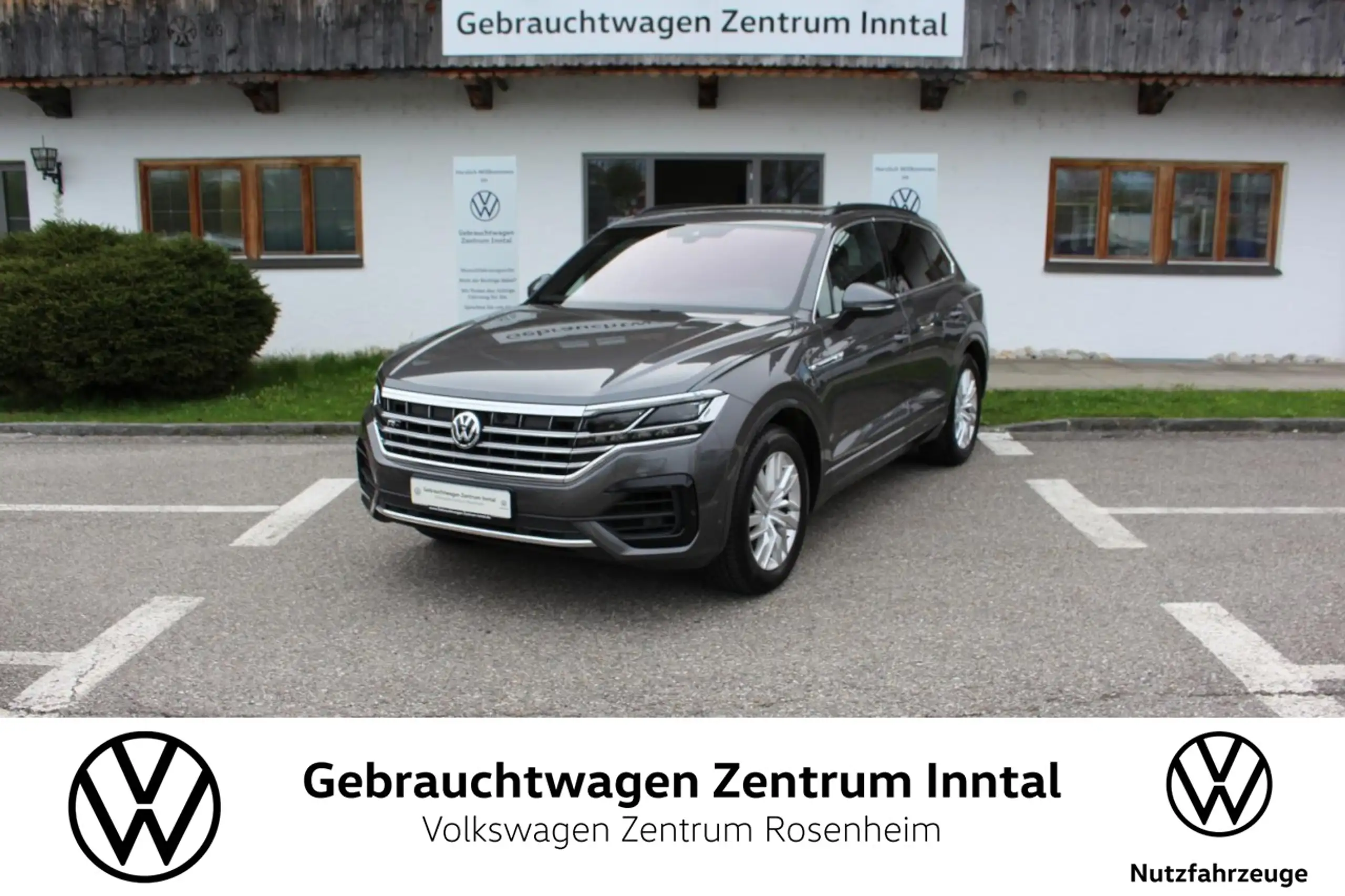 Volkswagen - Touareg