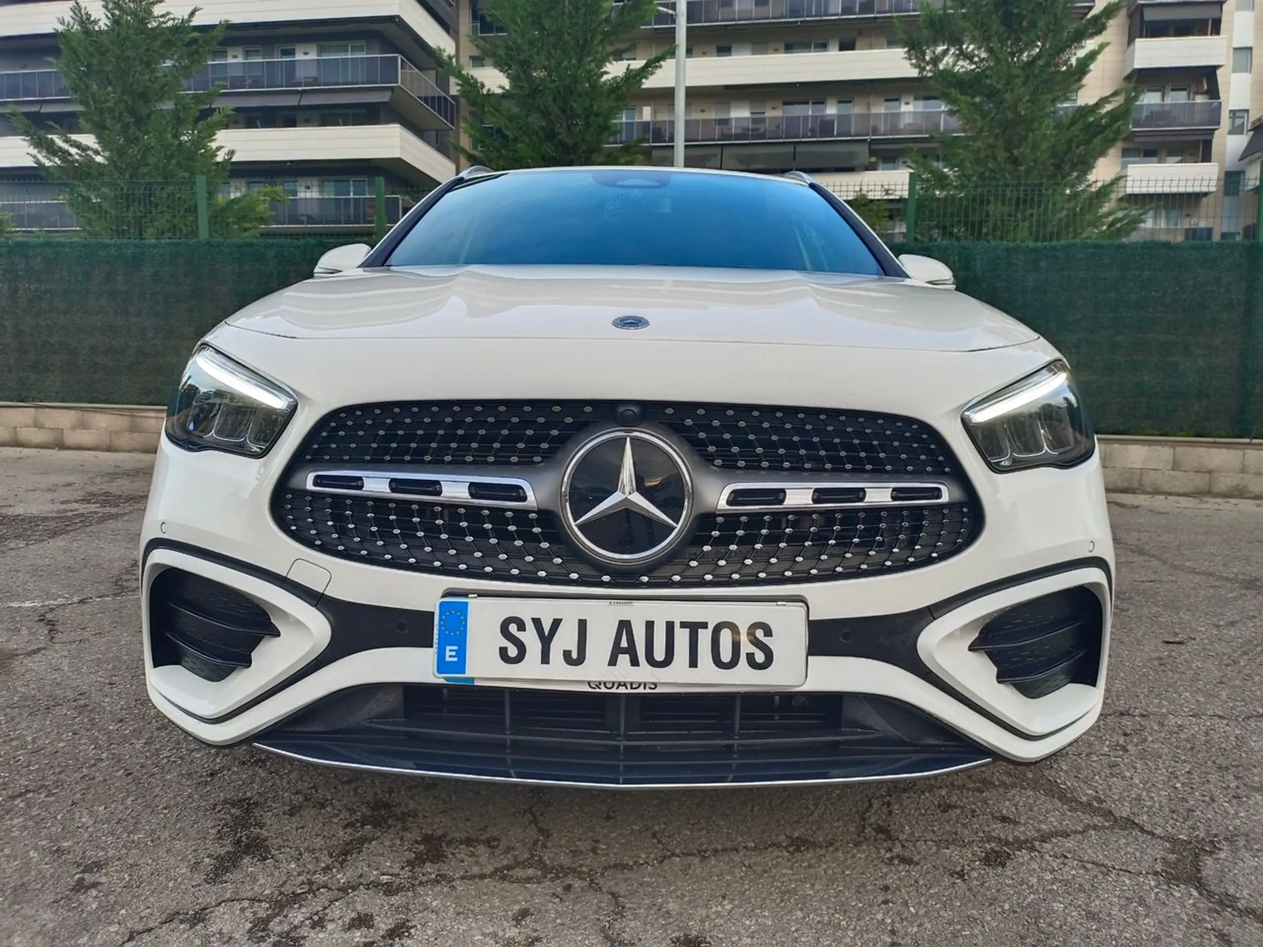 Mercedes-Benz - GLA 45 AMG