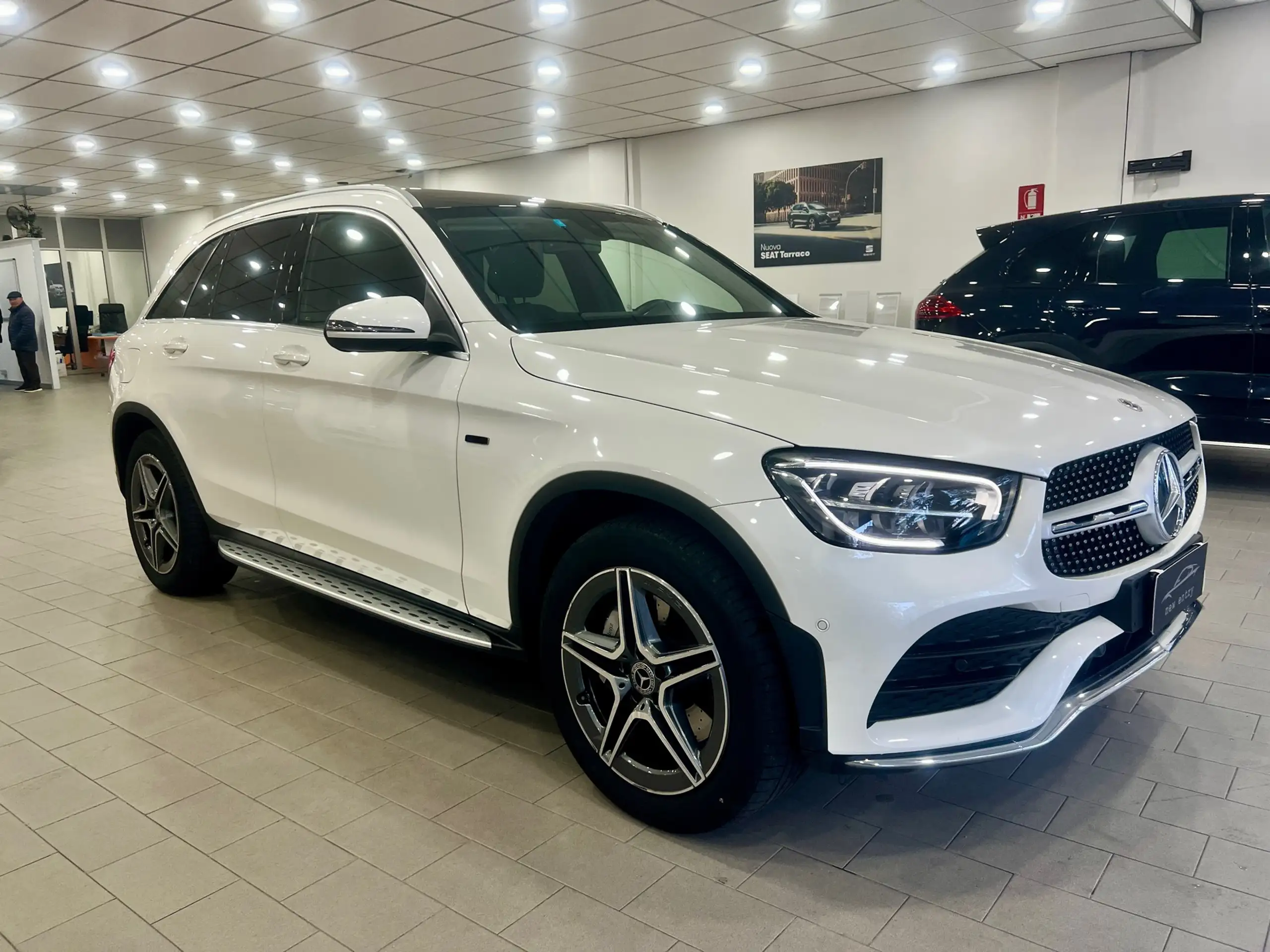 Mercedes-Benz - GLC 300