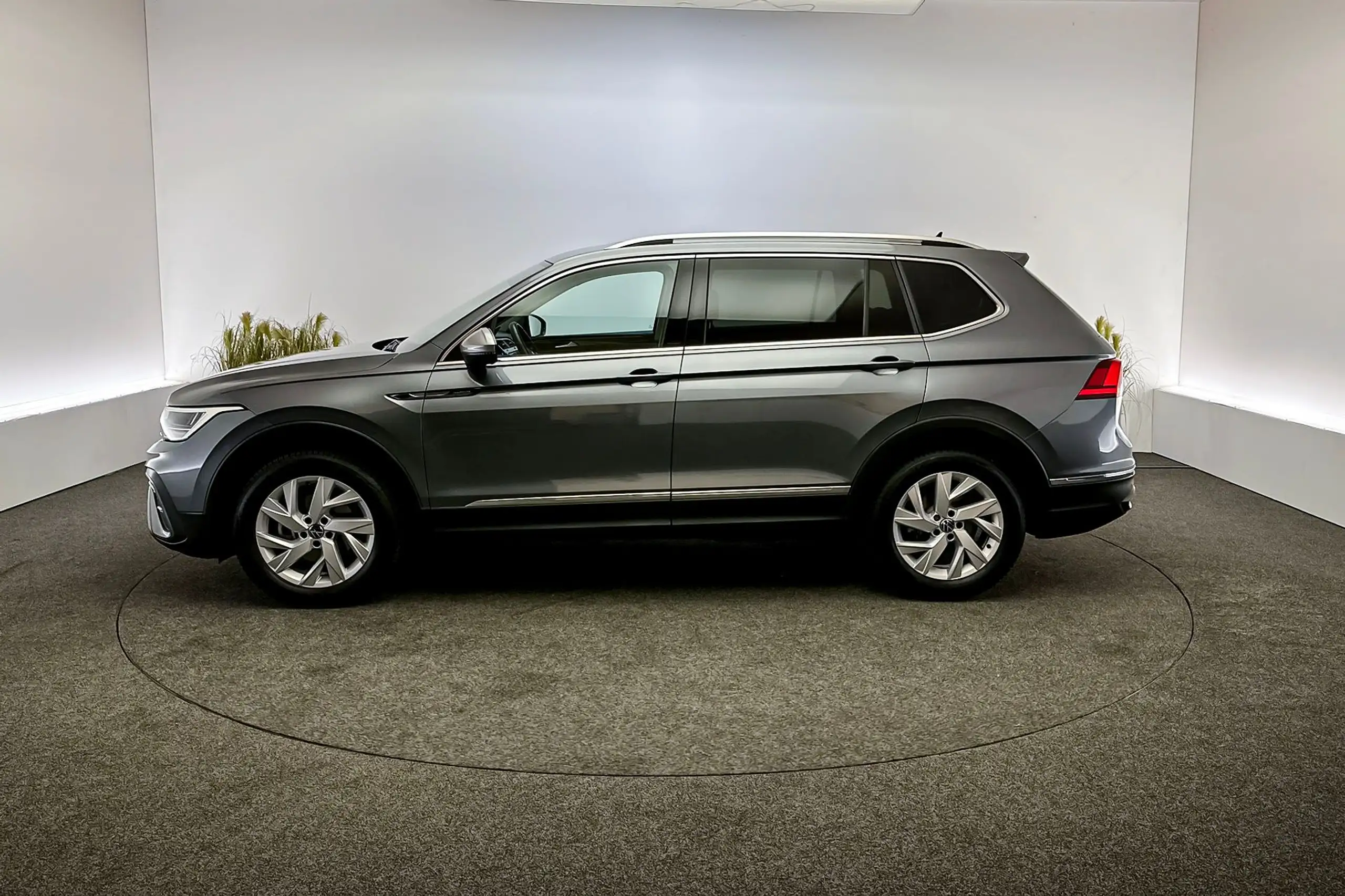 Volkswagen - Tiguan Allspace