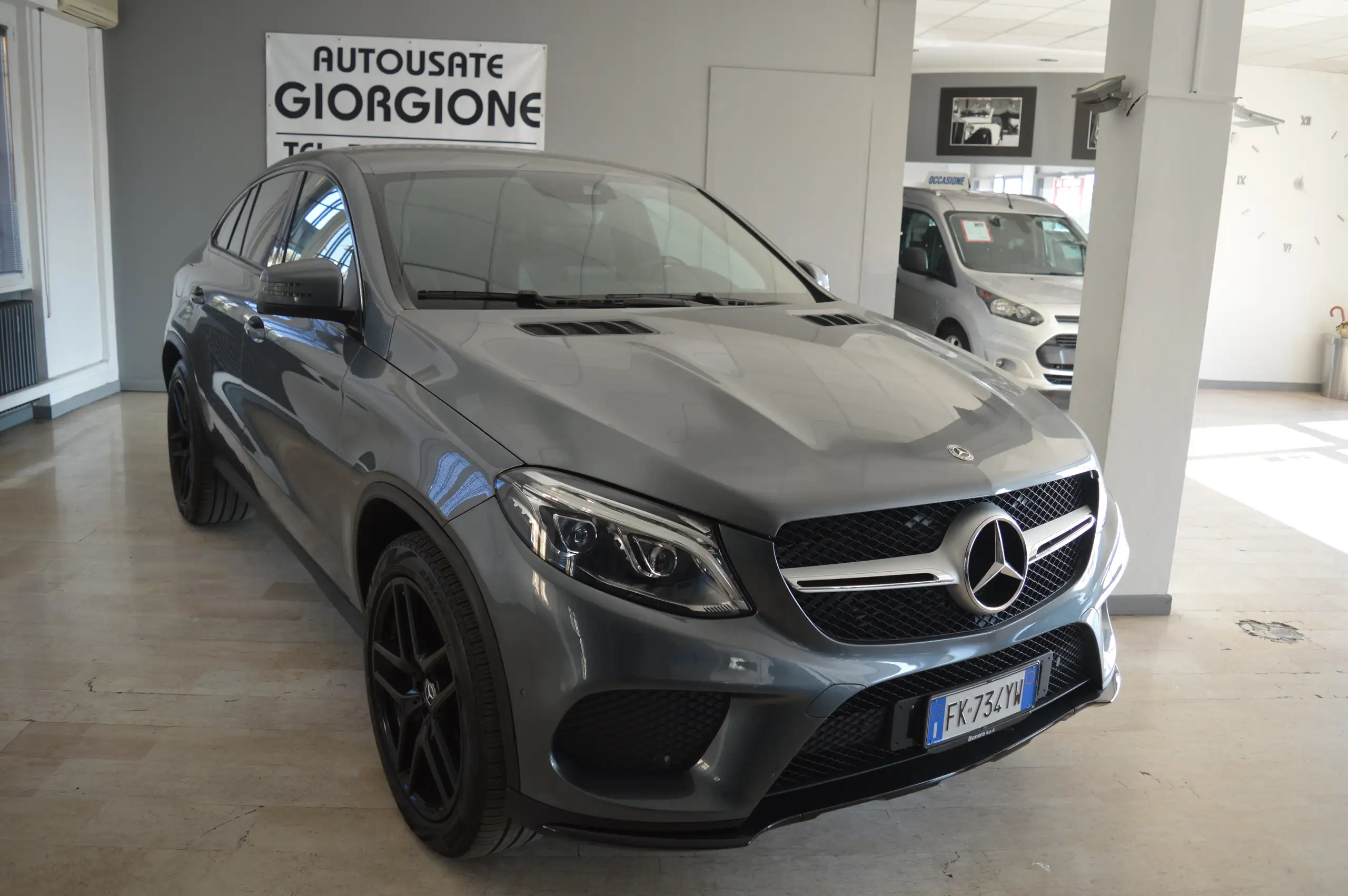 Mercedes-Benz - GLE 350