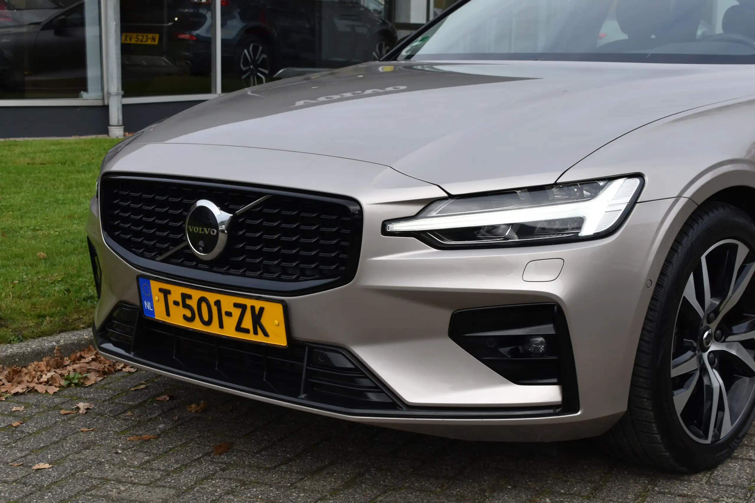 Volvo - V60