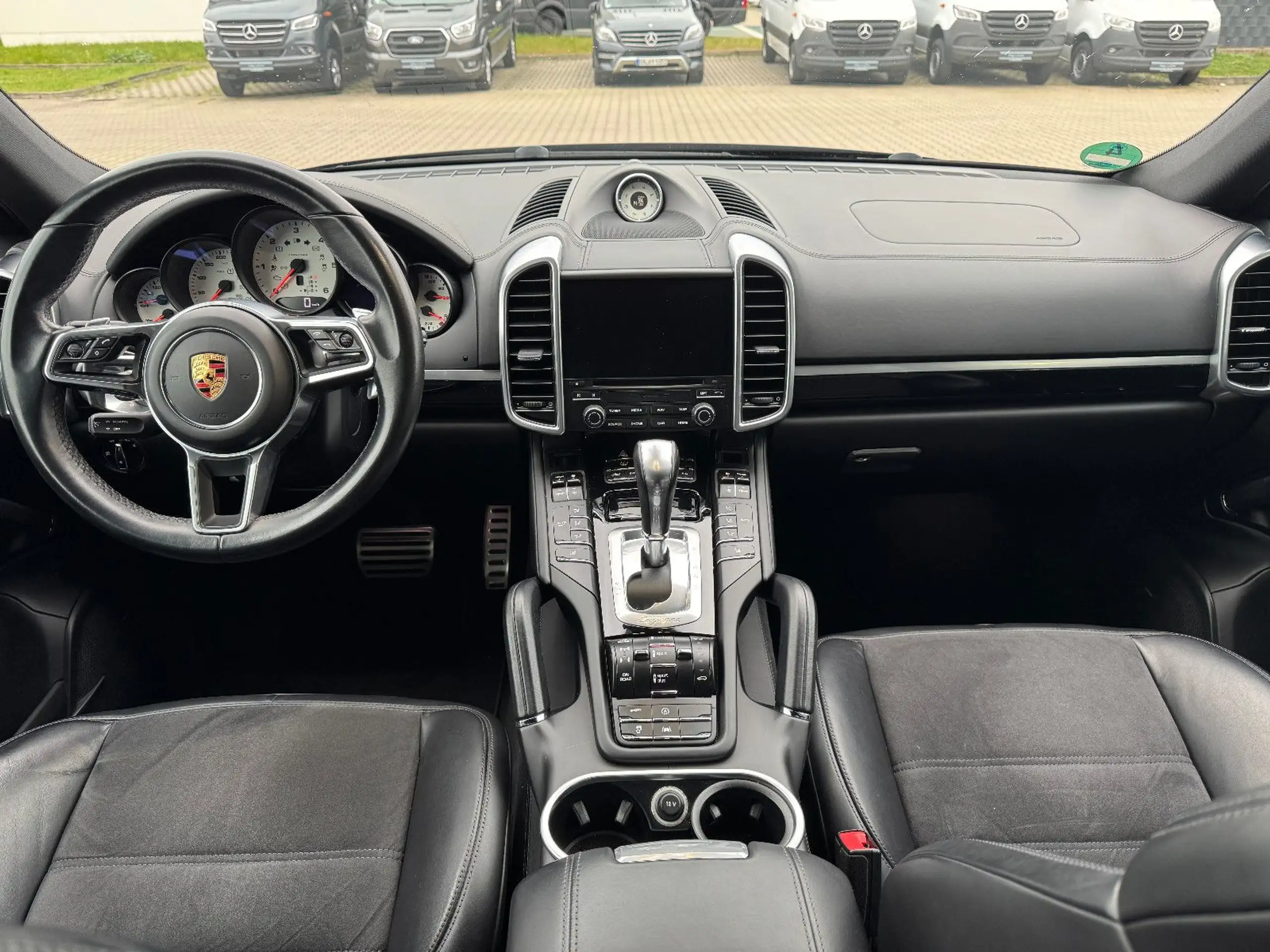 Porsche - Cayenne