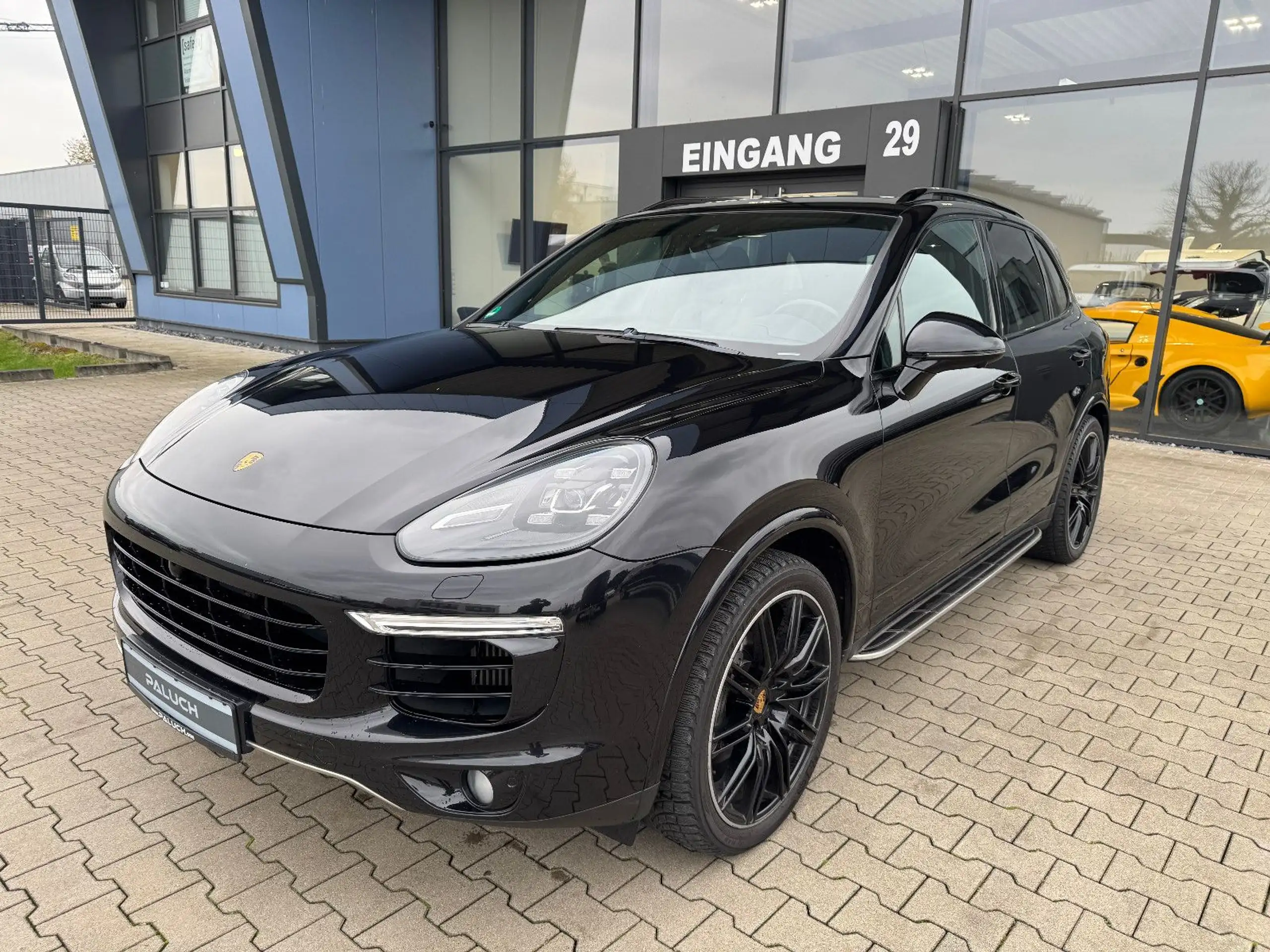 Porsche - Cayenne