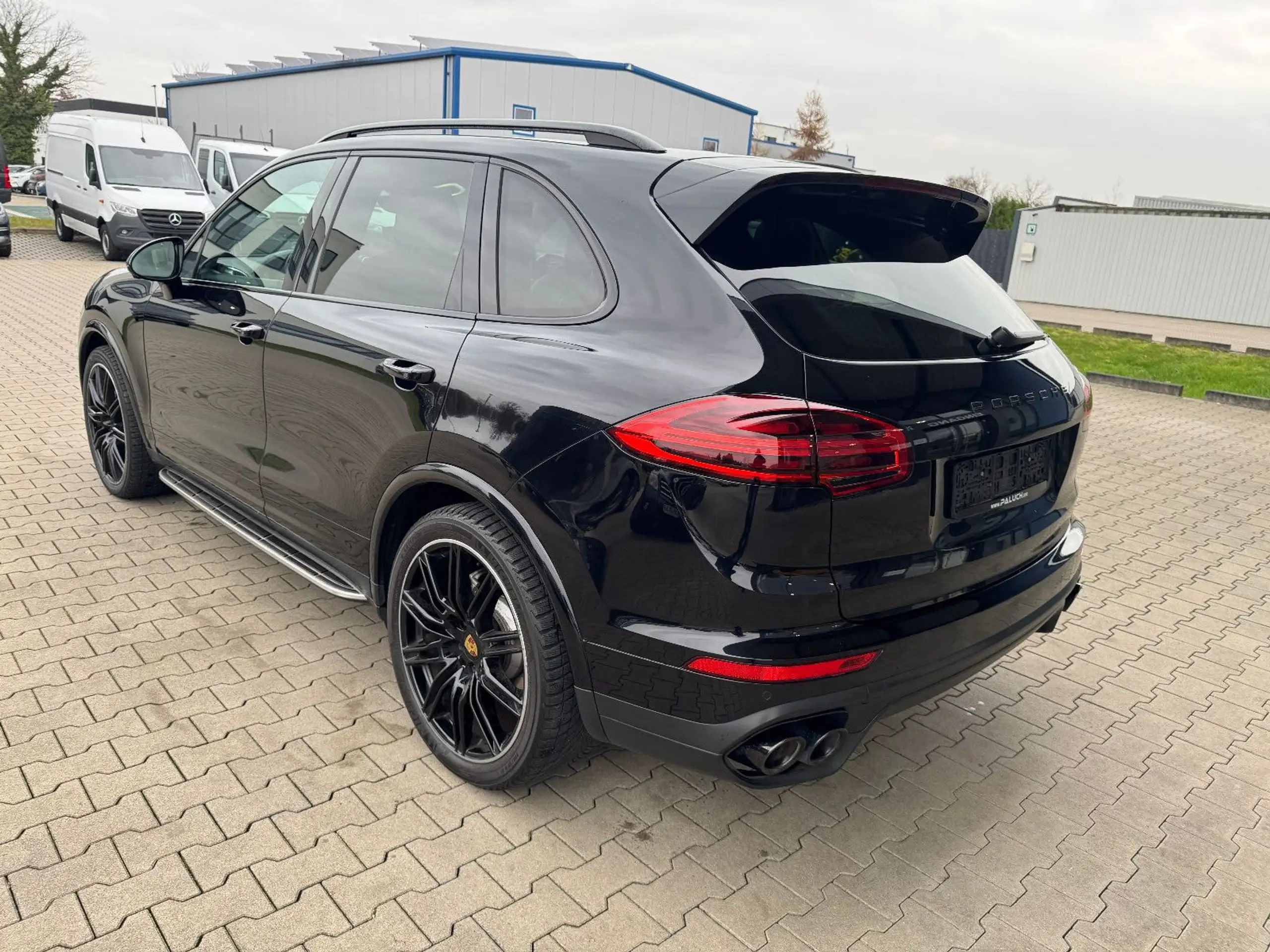 Porsche - Cayenne