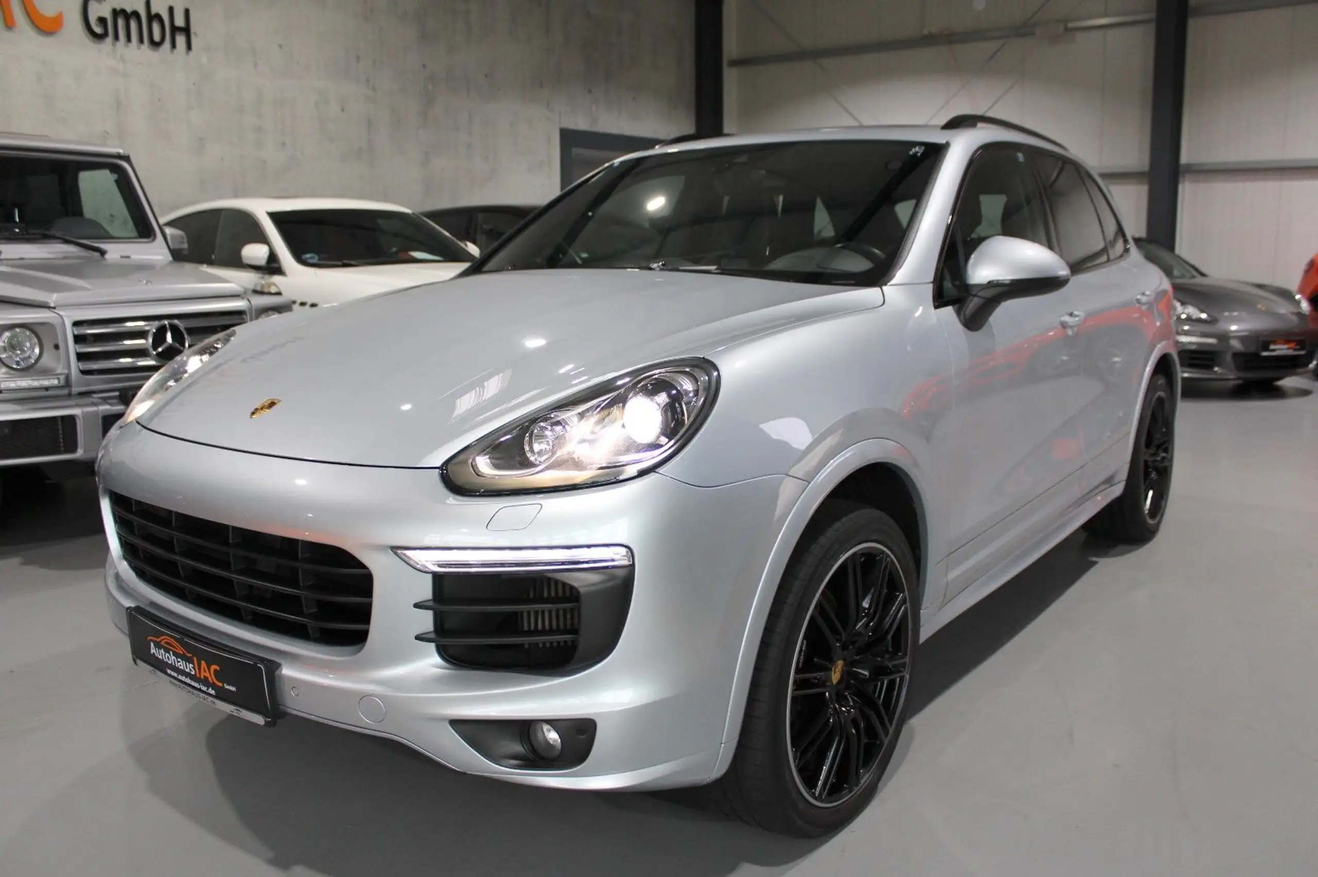 Porsche - Cayenne