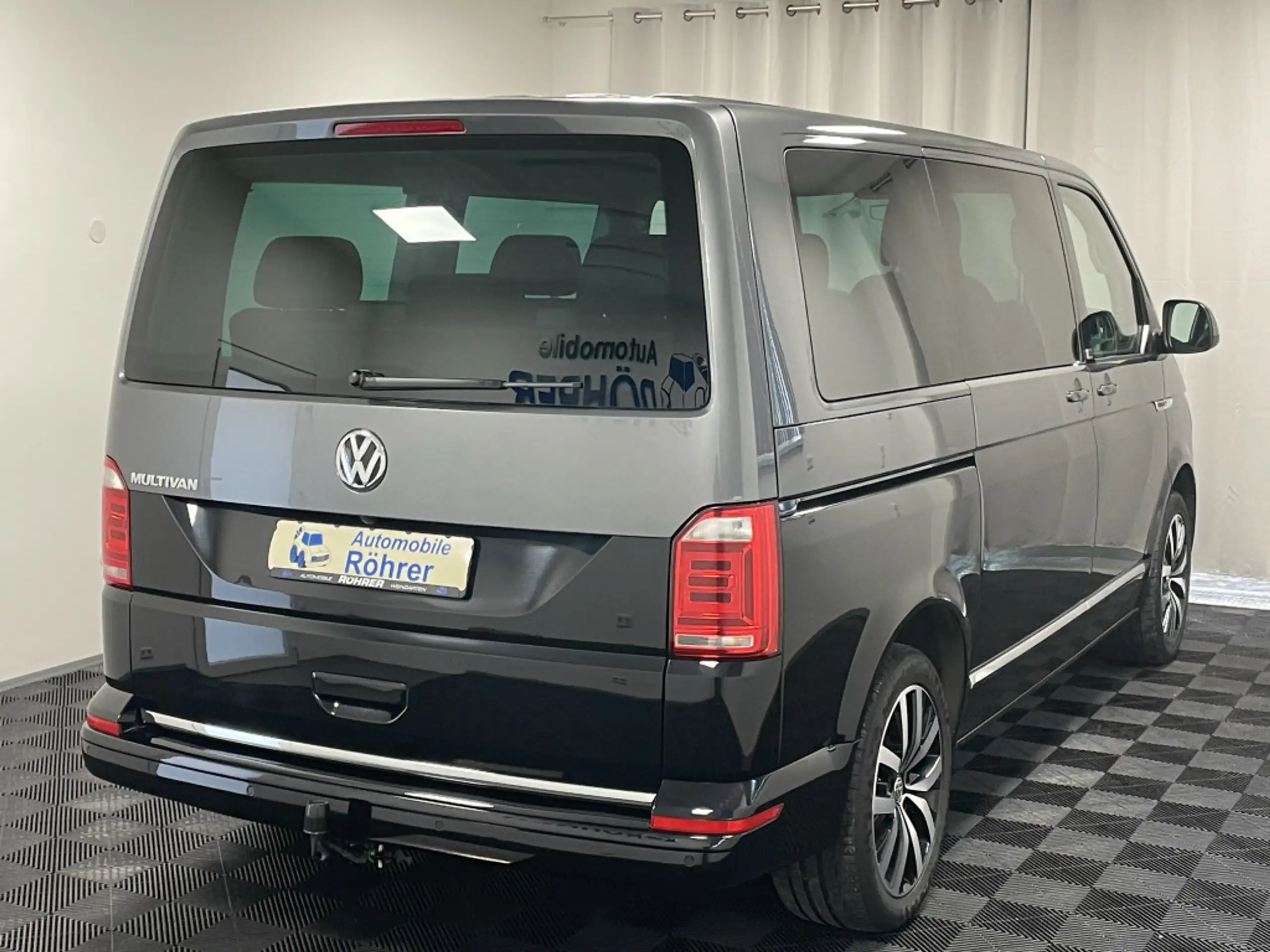 Volkswagen - T6 Multivan