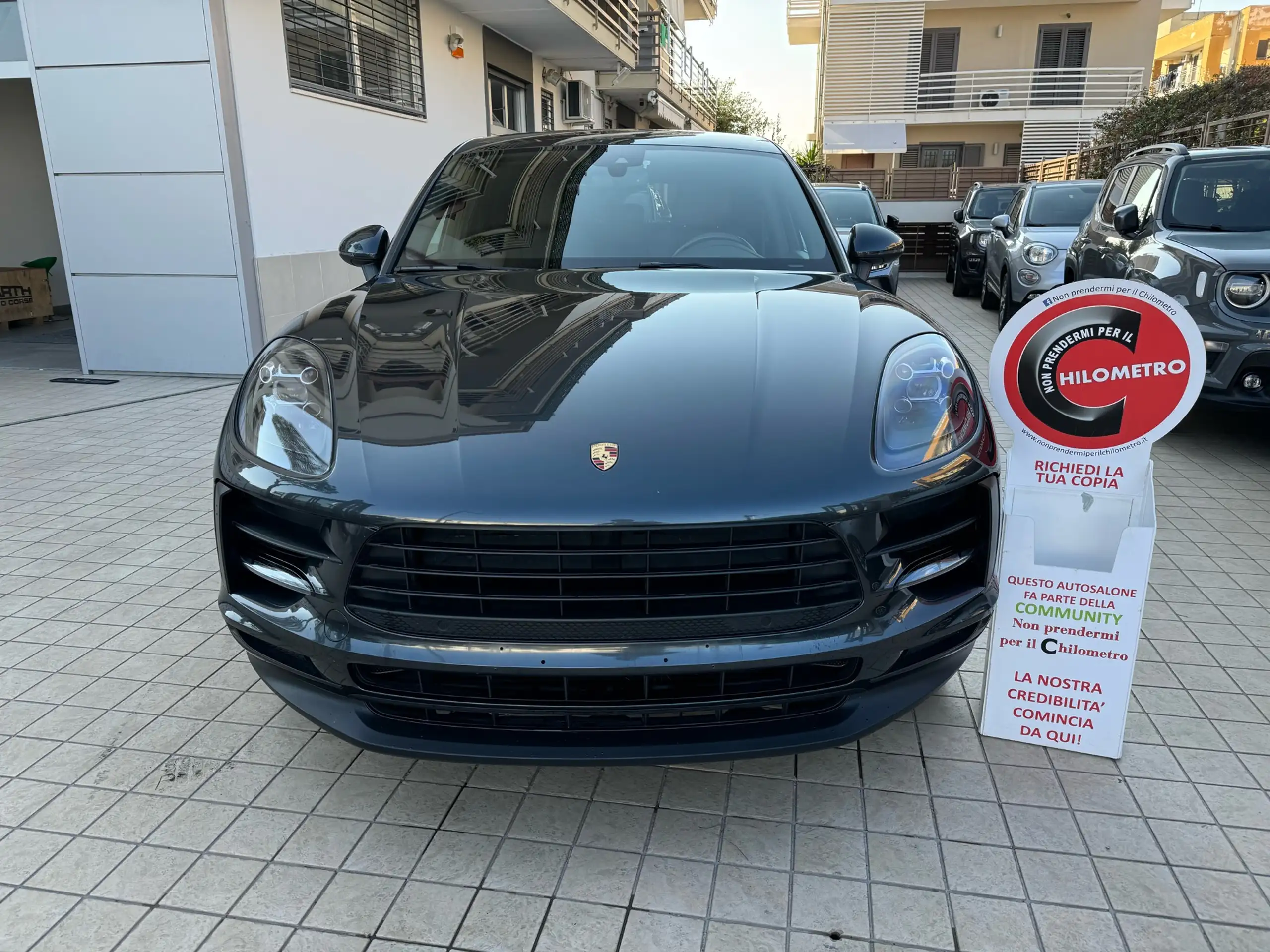 Porsche - Macan