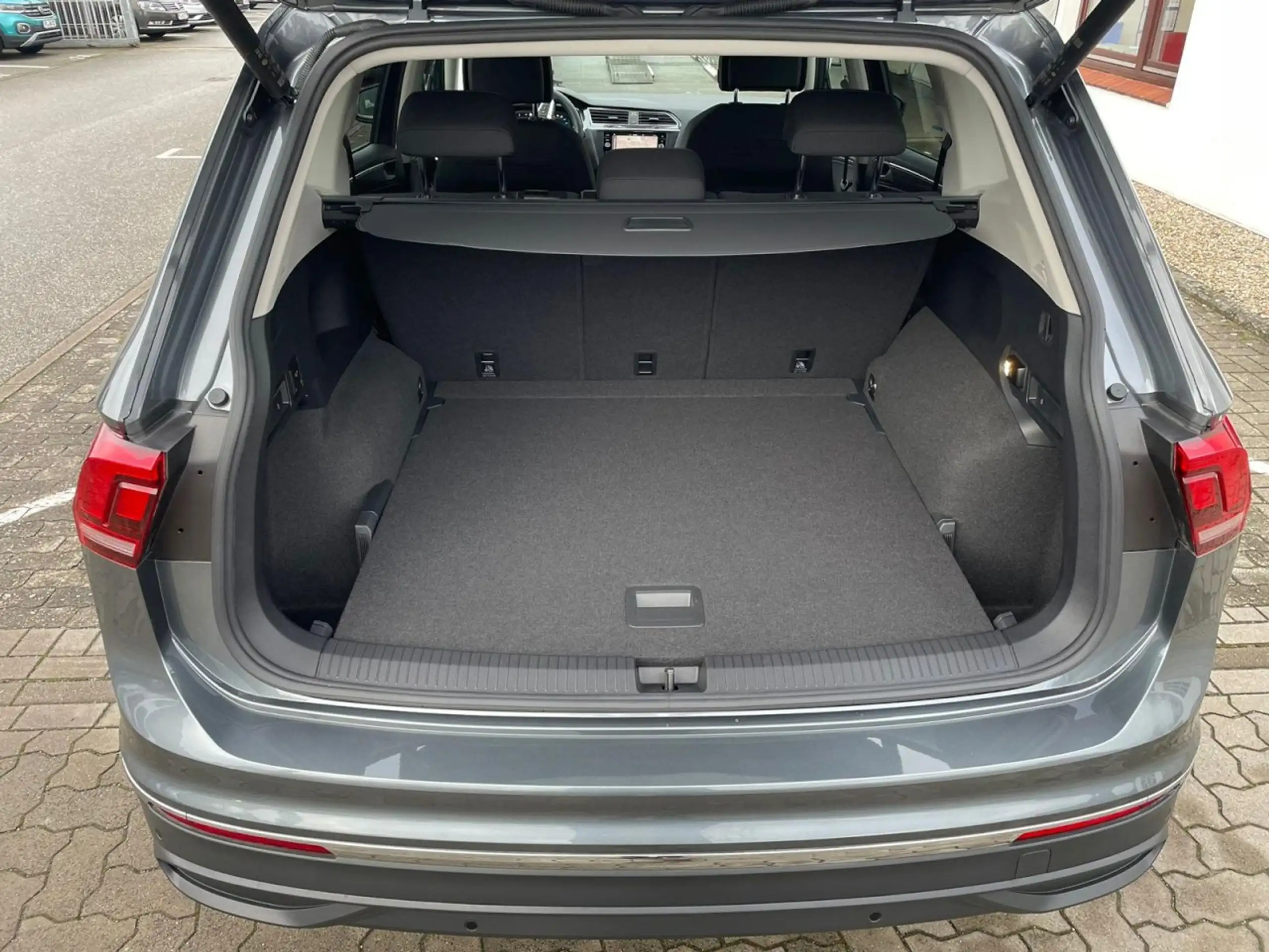 Volkswagen - Tiguan Allspace