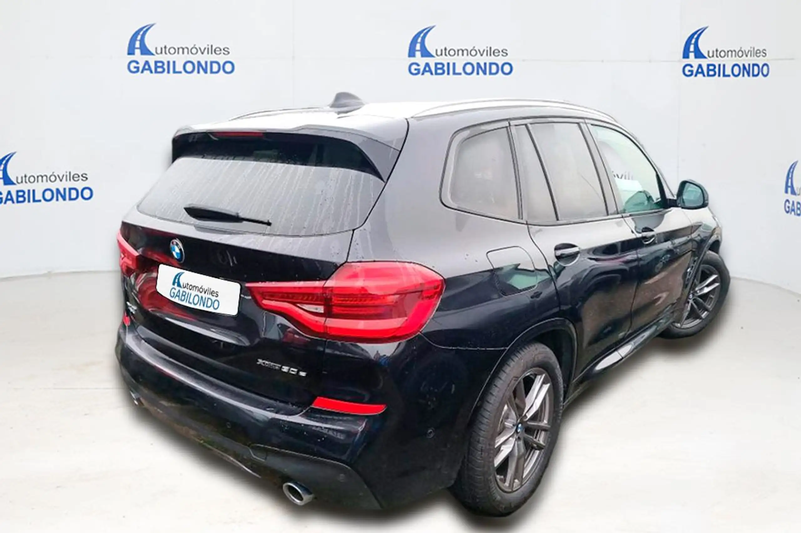 BMW - X3