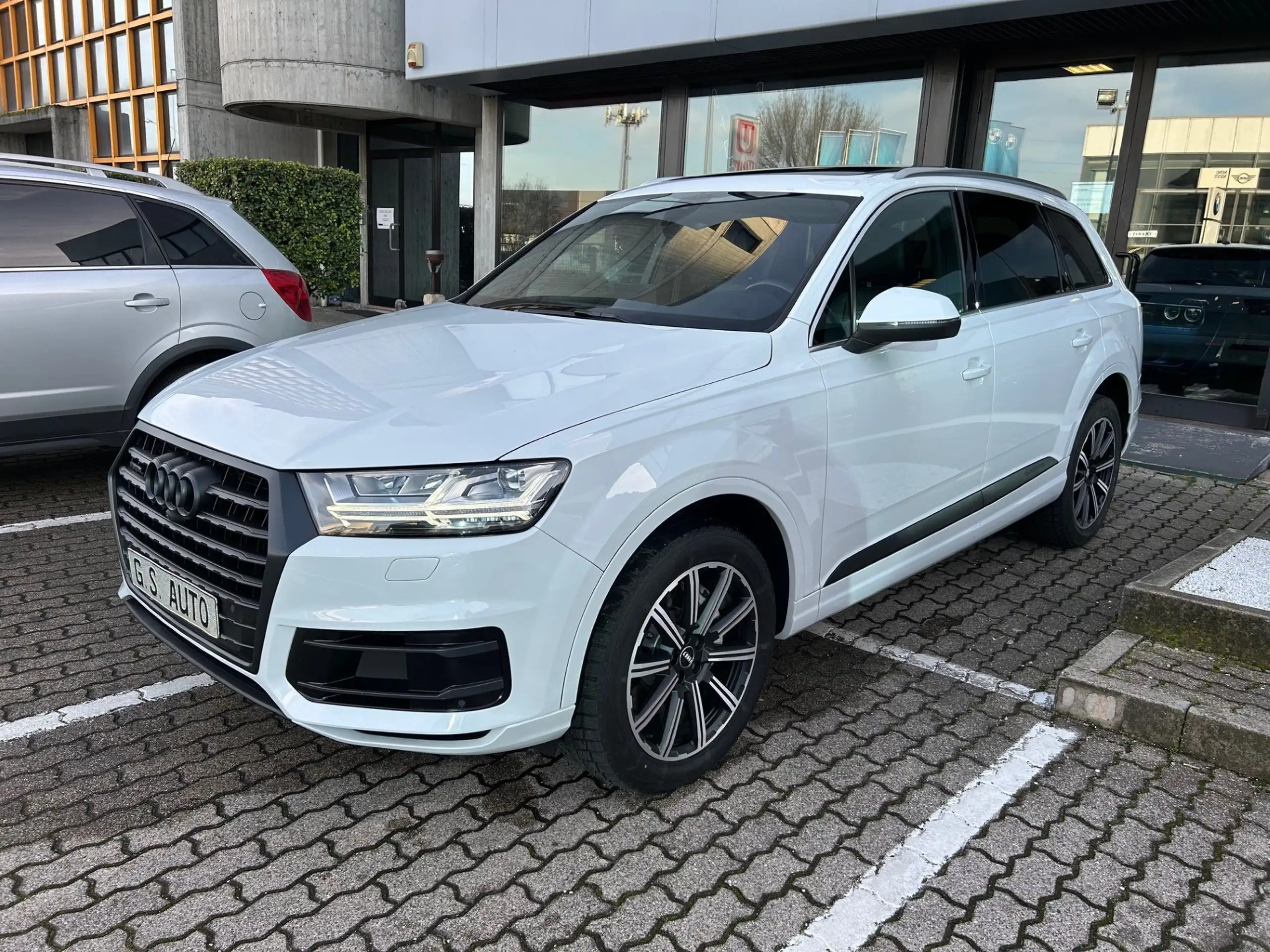 Audi - Q7