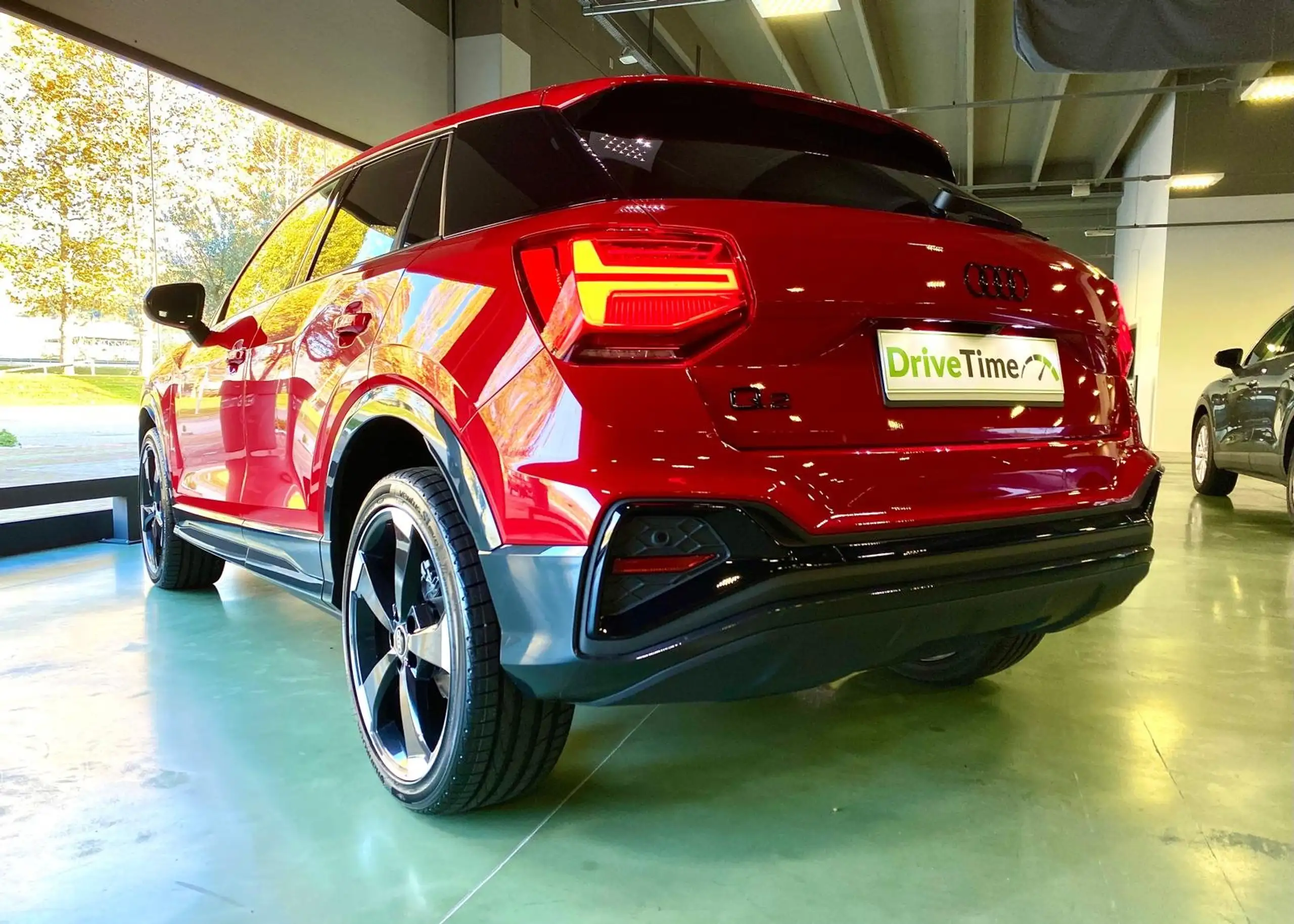 Audi - Q2