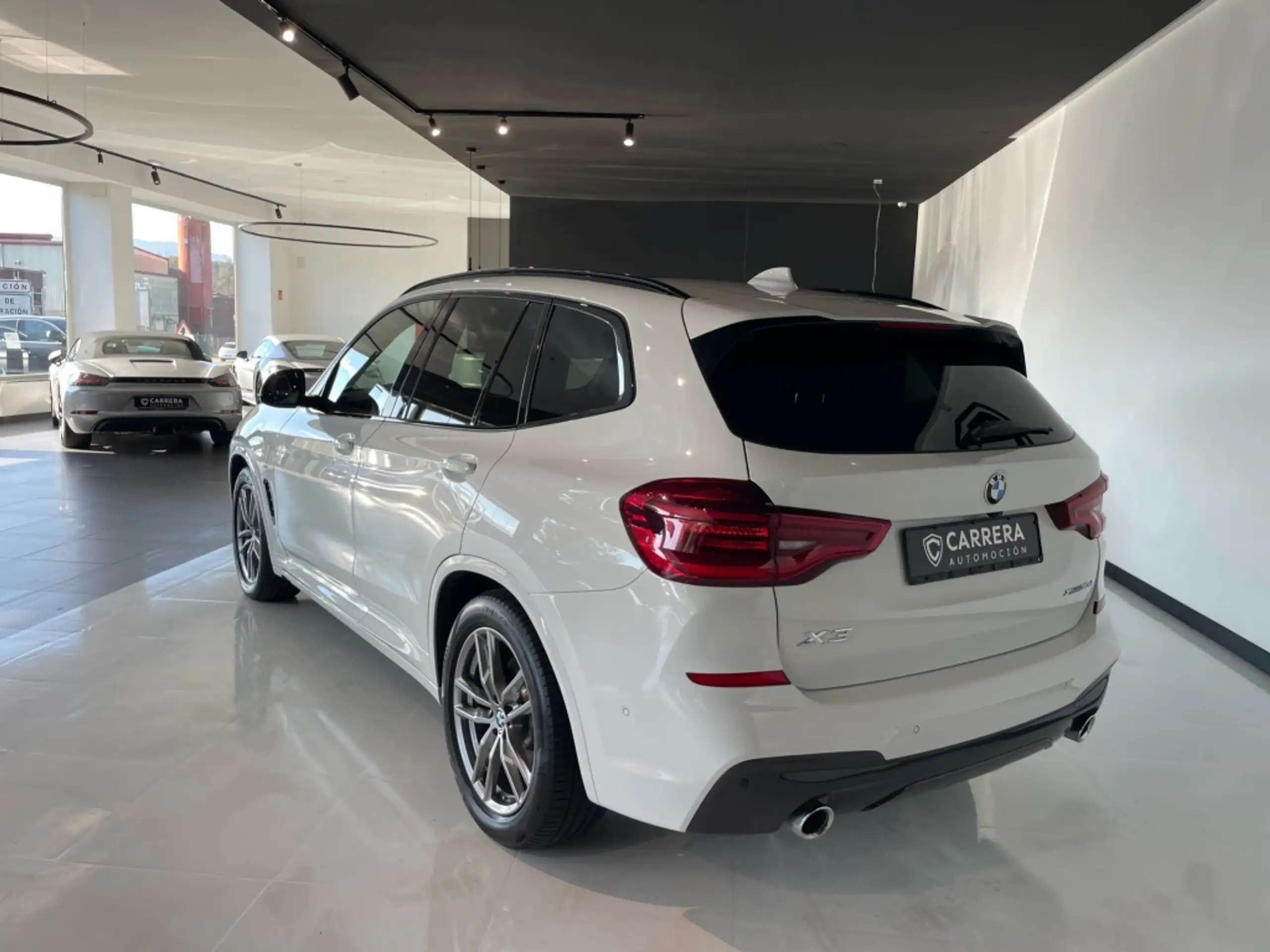 BMW - X3