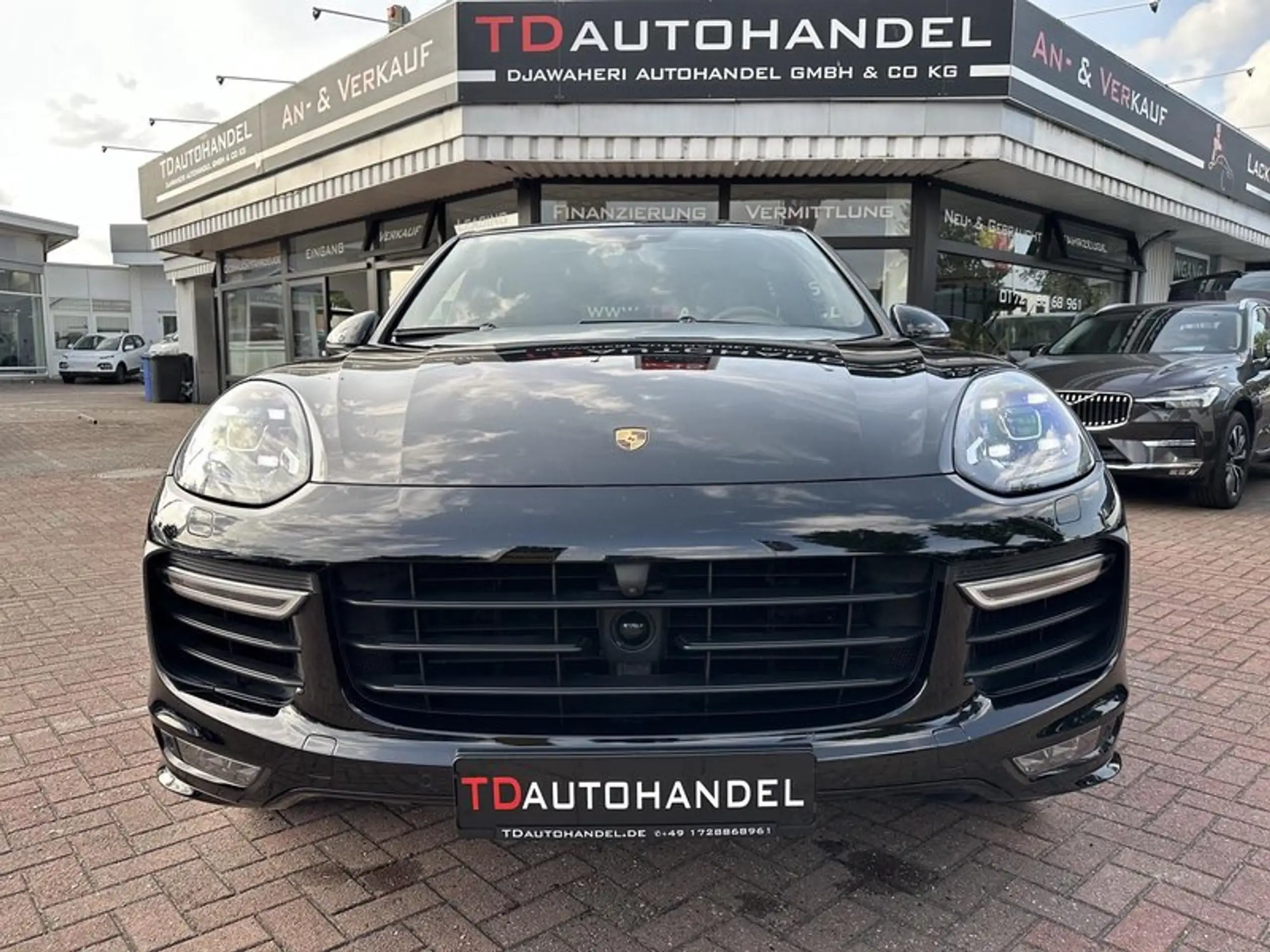 Porsche - Cayenne