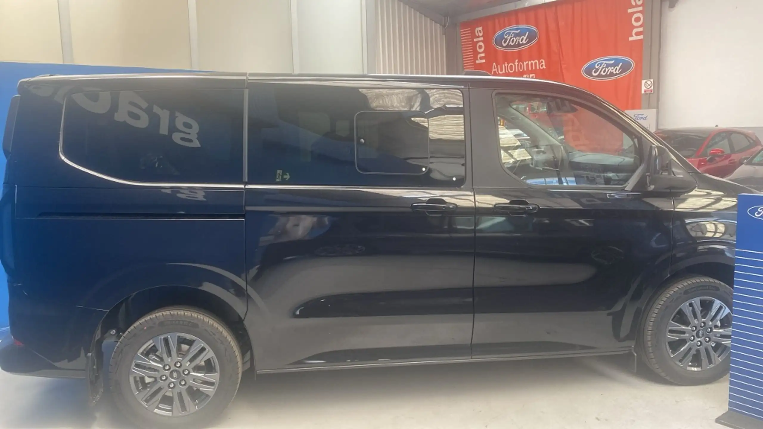 Ford - Tourneo Custom