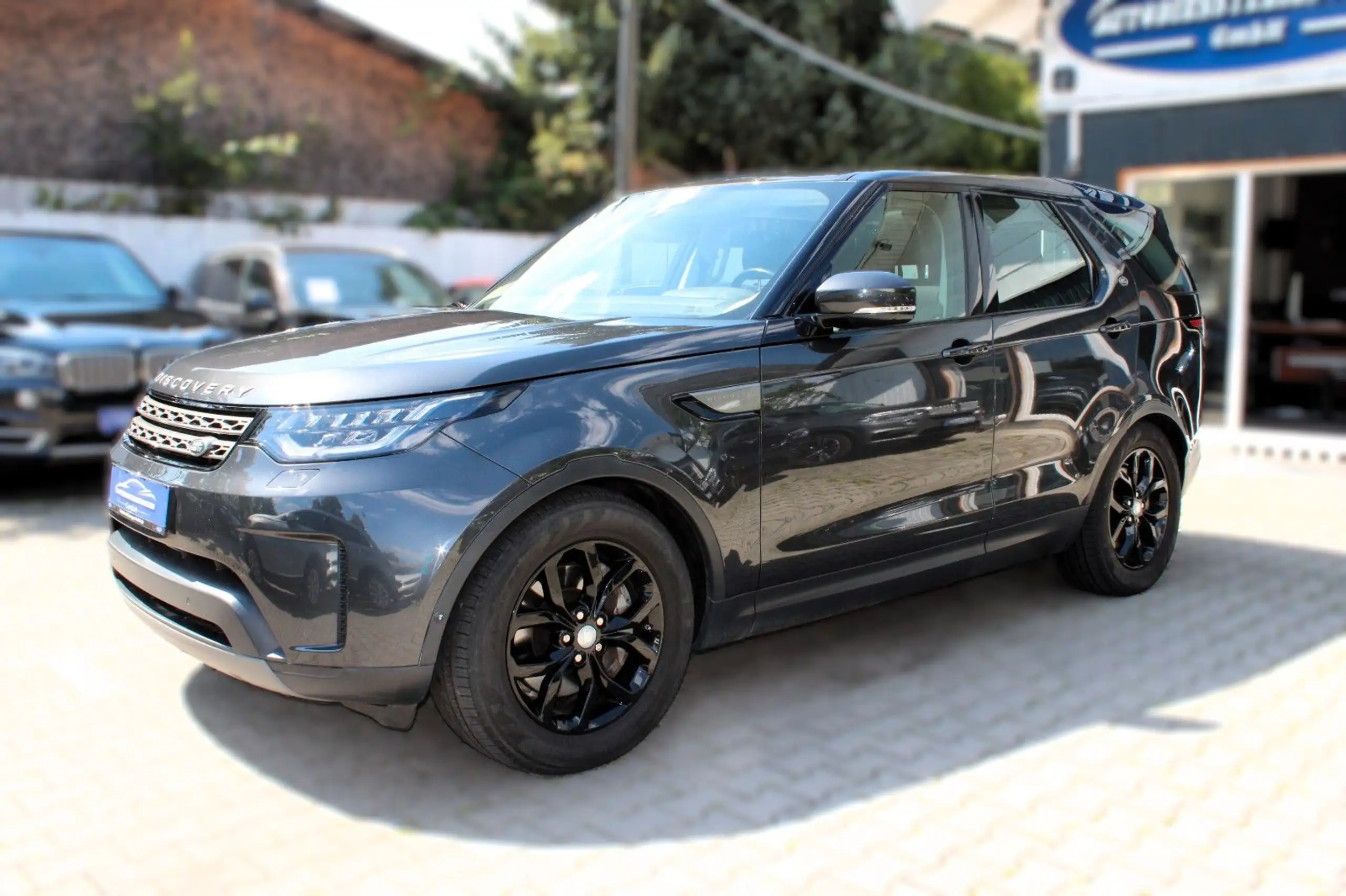 Land Rover Discovery 2019