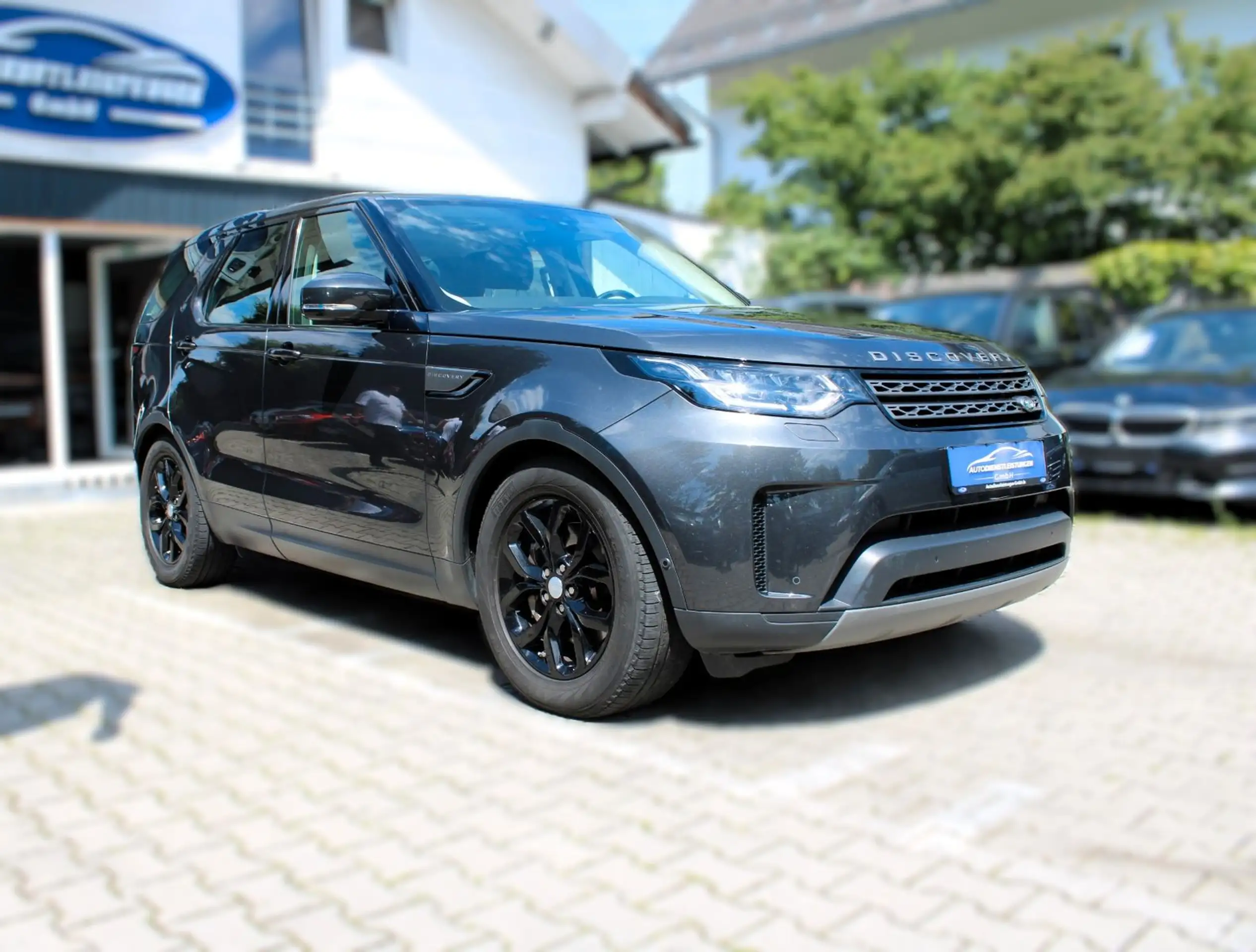 Land Rover - Discovery