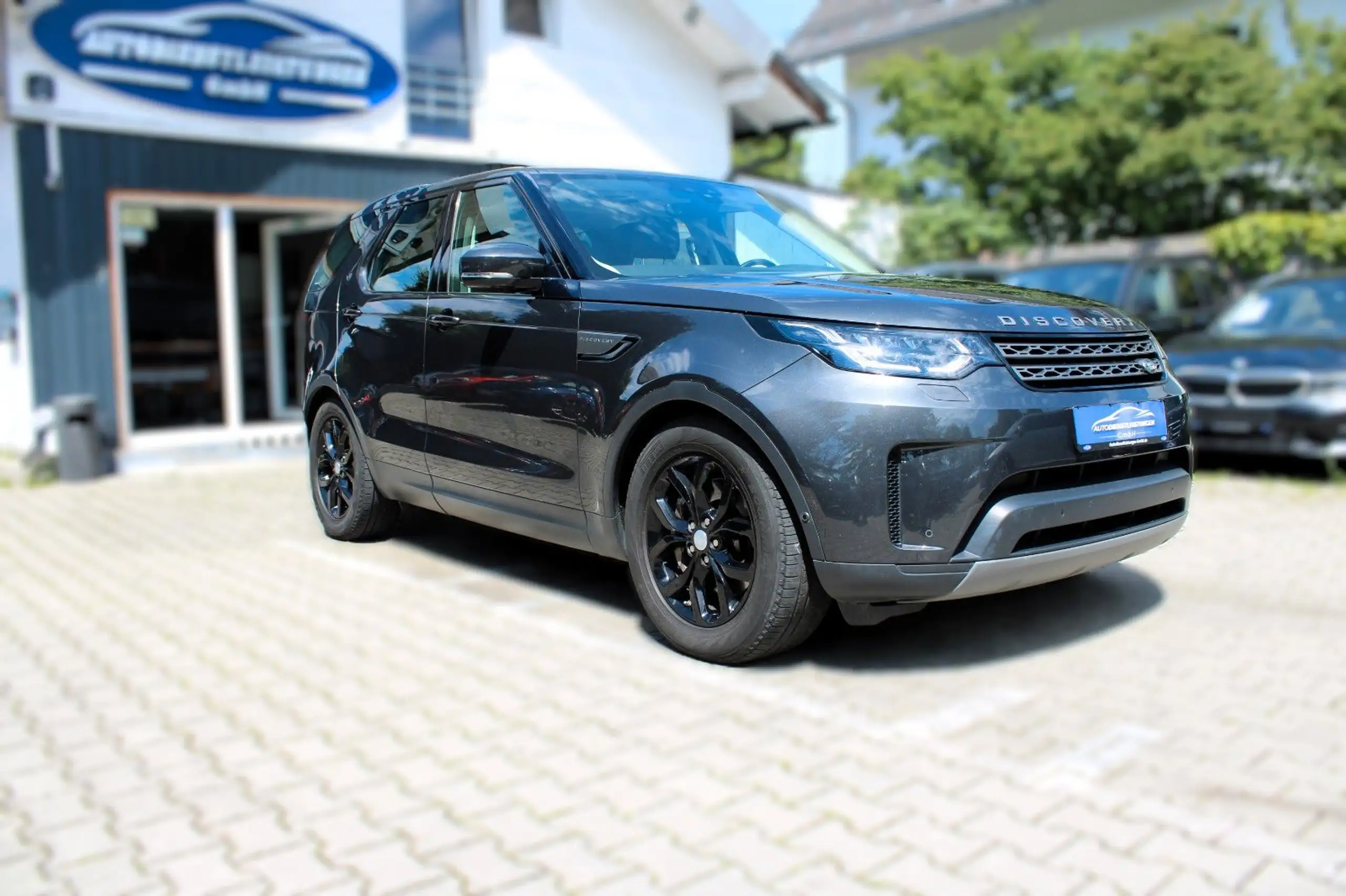 Land Rover - Discovery